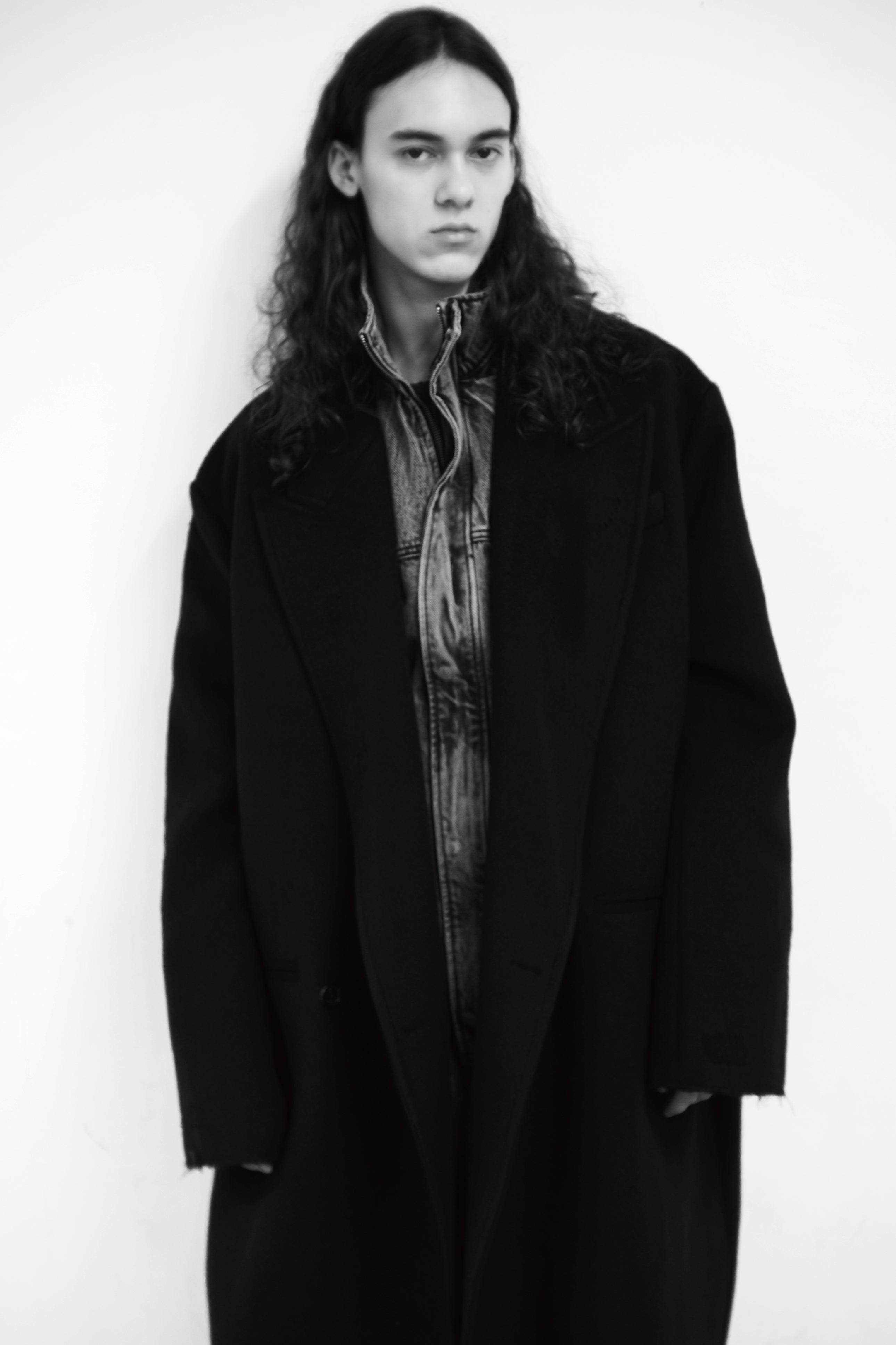 Load image into Gallery viewer, BLACK WOOL CUT OUT DISTRESSED DORIAN COAT