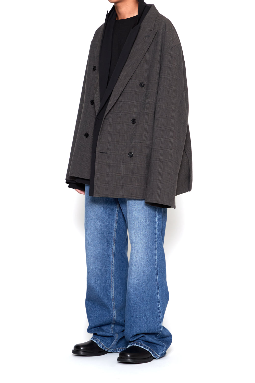 Load image into Gallery viewer, INDIGO WASHED DISTRESSED EXTENDED CUT FLARED JEANS
