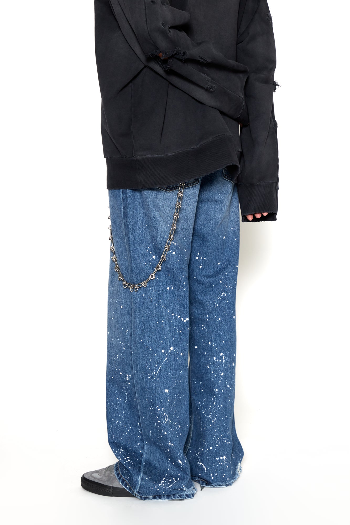 Load image into Gallery viewer, INDIGO WASHED SPLATTER DISTRESSED EXTENDED CUT FLARED JEANS