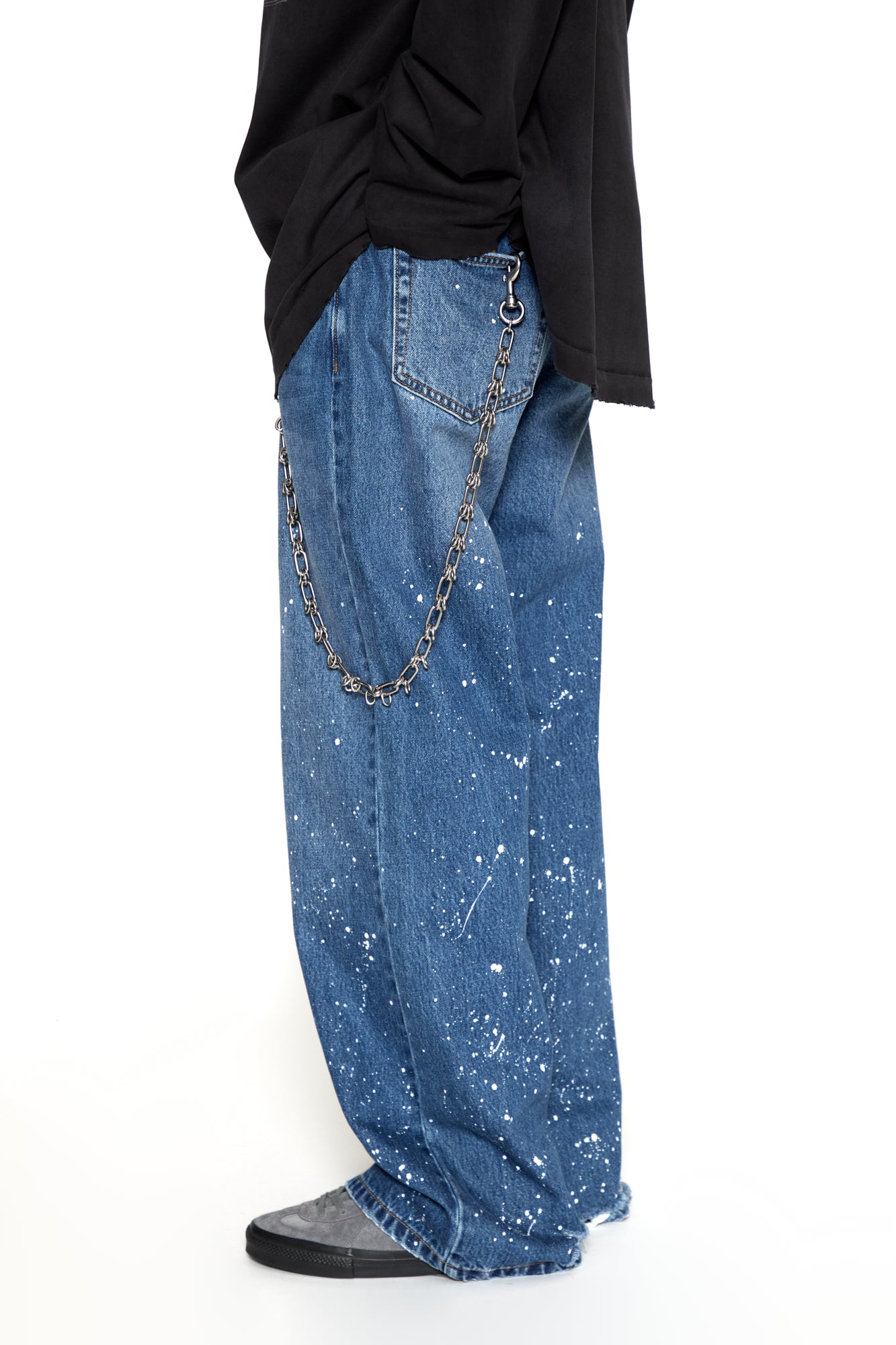 Load image into Gallery viewer, INDIGO WASHED SPLATTER DISTRESSED EXTENDED CUT FLARED JEANS