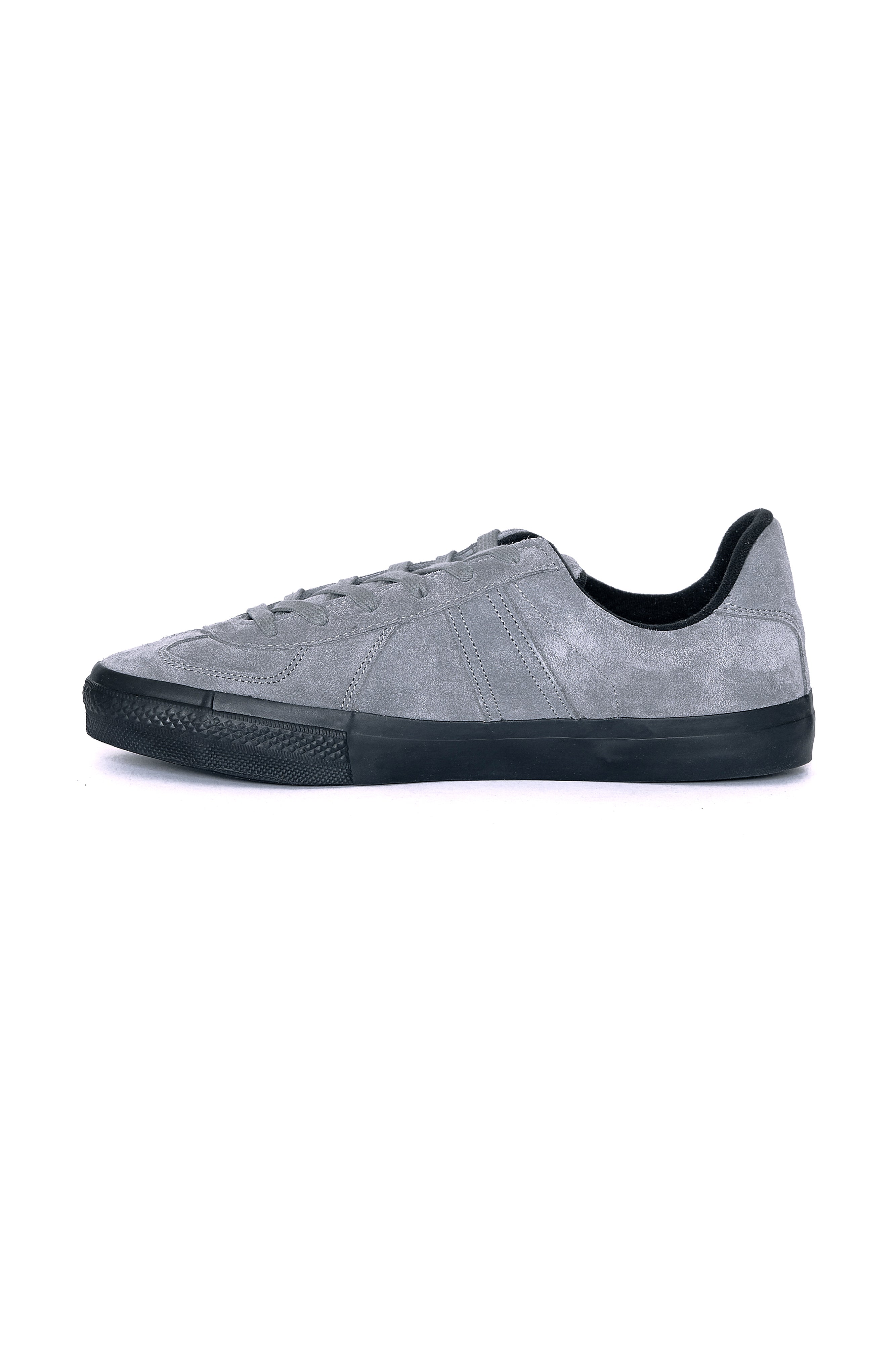 Load image into Gallery viewer, CODA X REPRODUCTION OF FOUND CONCRETE HYBRID SKATE TRAINER
