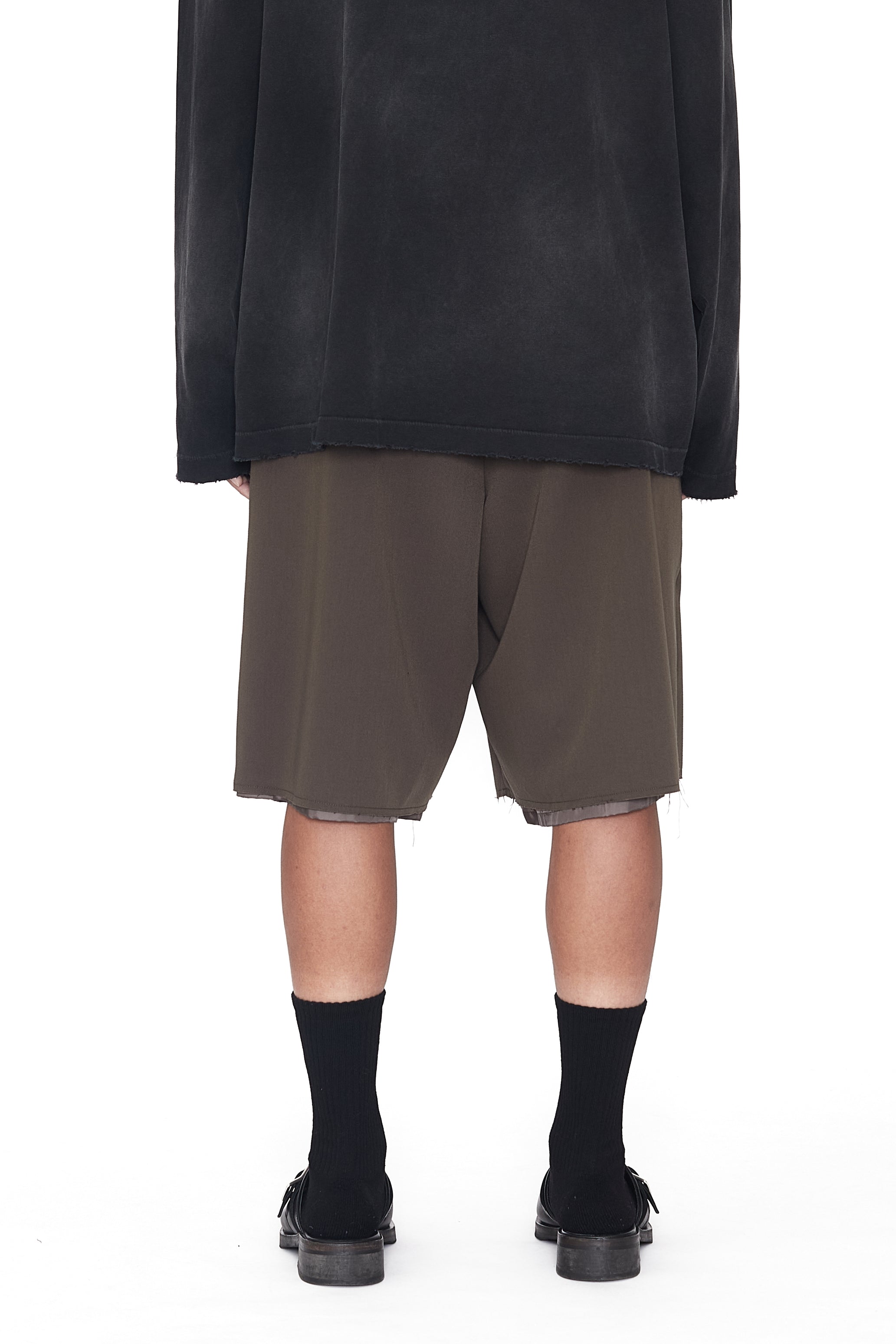 BROWN WIDE PLEATED CUT OUT SHORTS