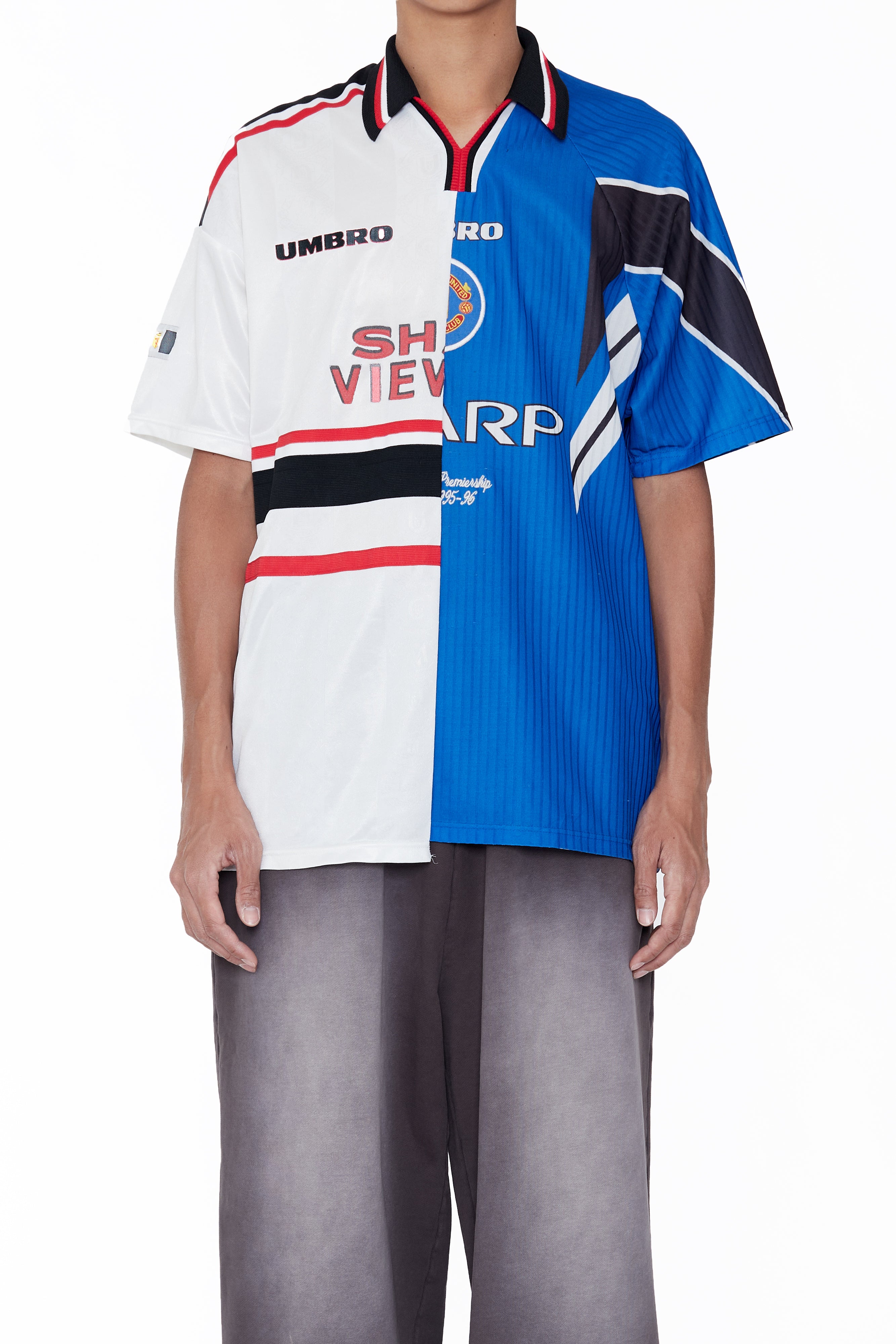 Load image into Gallery viewer, RECONSTRUCTED HYBRID VINTAGE SHORTSLEEVE FOOTBALL JERSEY (MANCHESTER UNITED A)