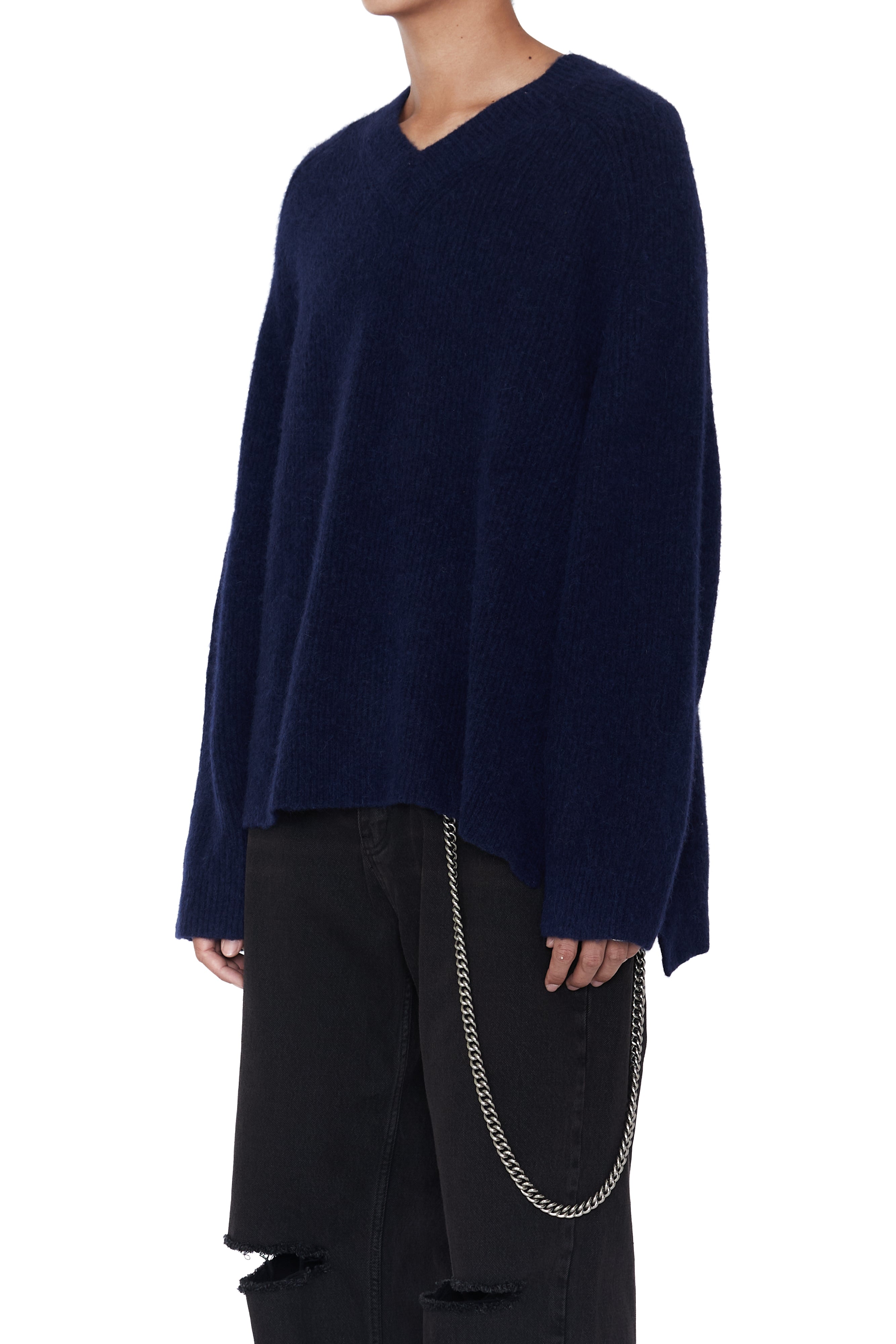 Load image into Gallery viewer, BLUE BABY ALPACA MOHAIR CABIN V-NECK SWEATER