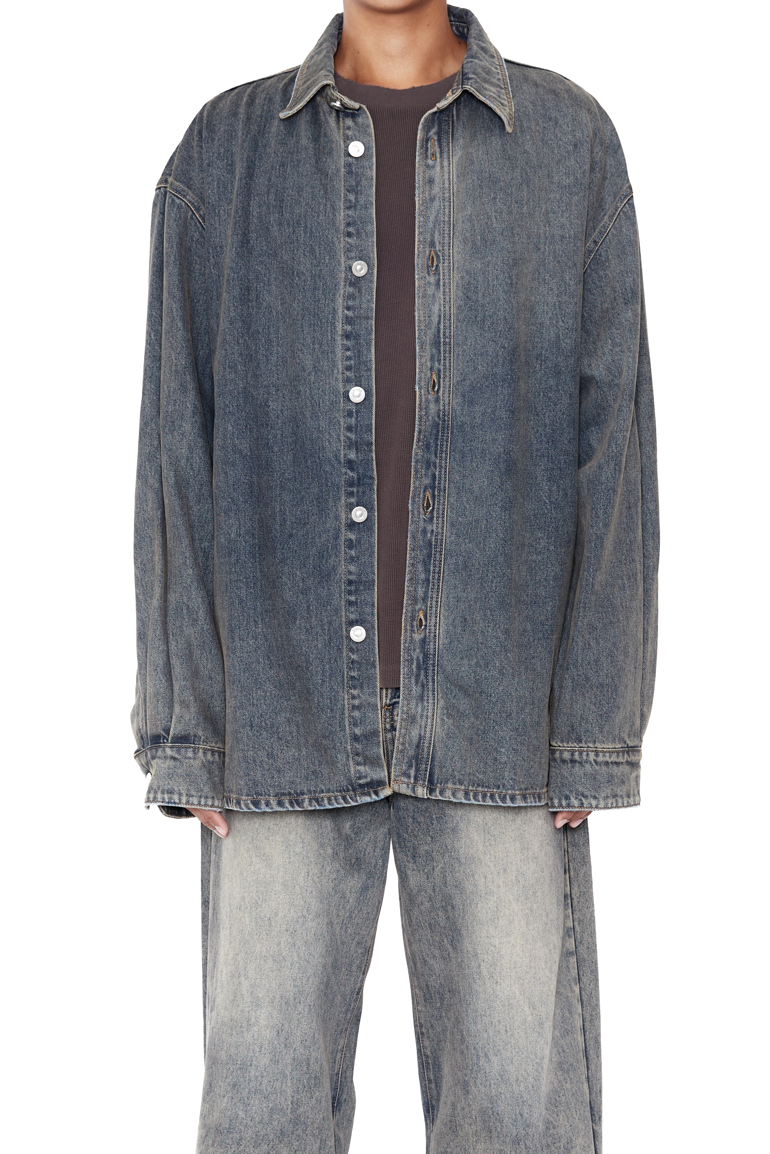 Load image into Gallery viewer, BLACK ACID WASH DENIM SHIRT JACKET