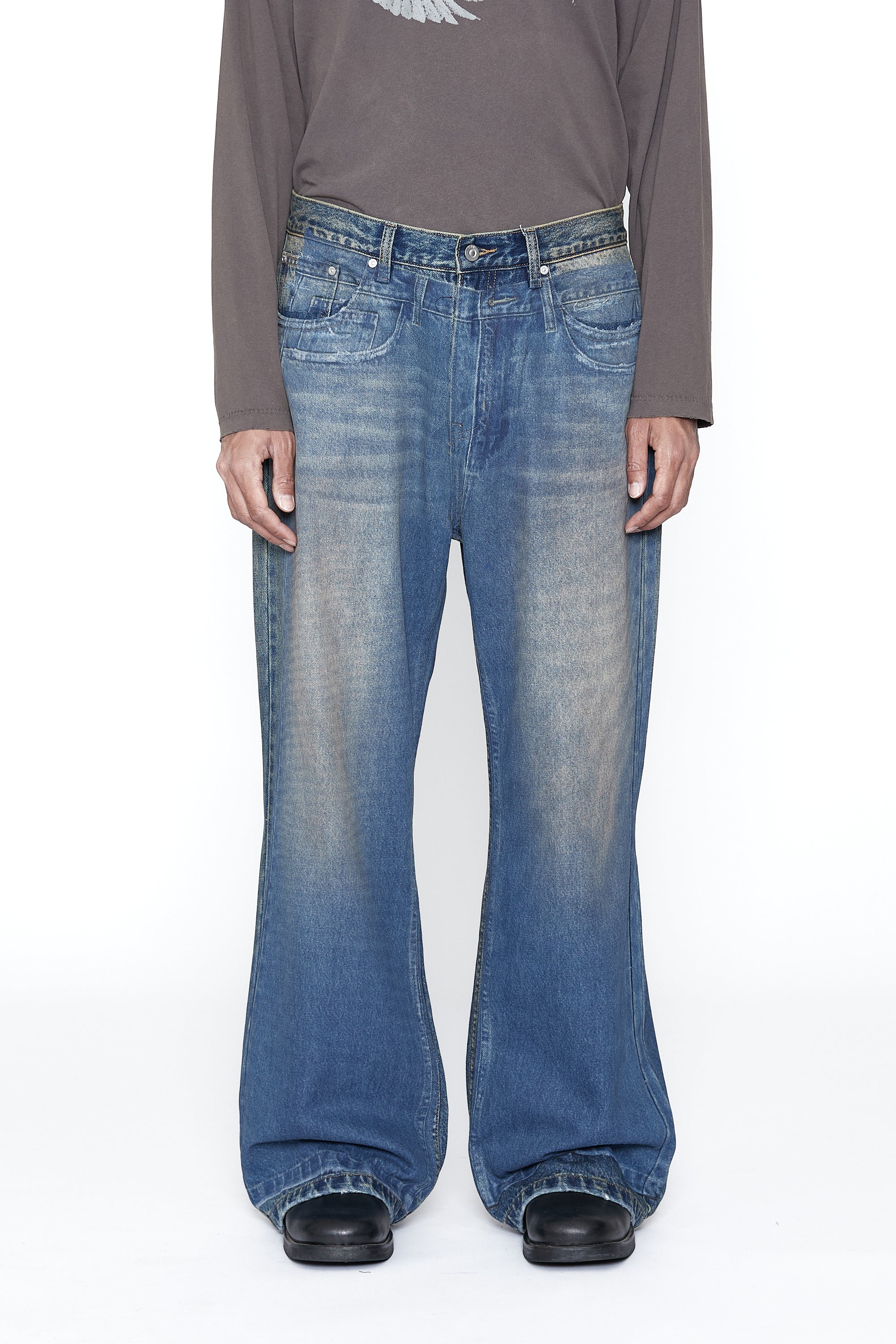 Load image into Gallery viewer, FADED DIRTY INDIGO WASHED DUAL EXPOSURE BREAK CUT FLARED JEANS