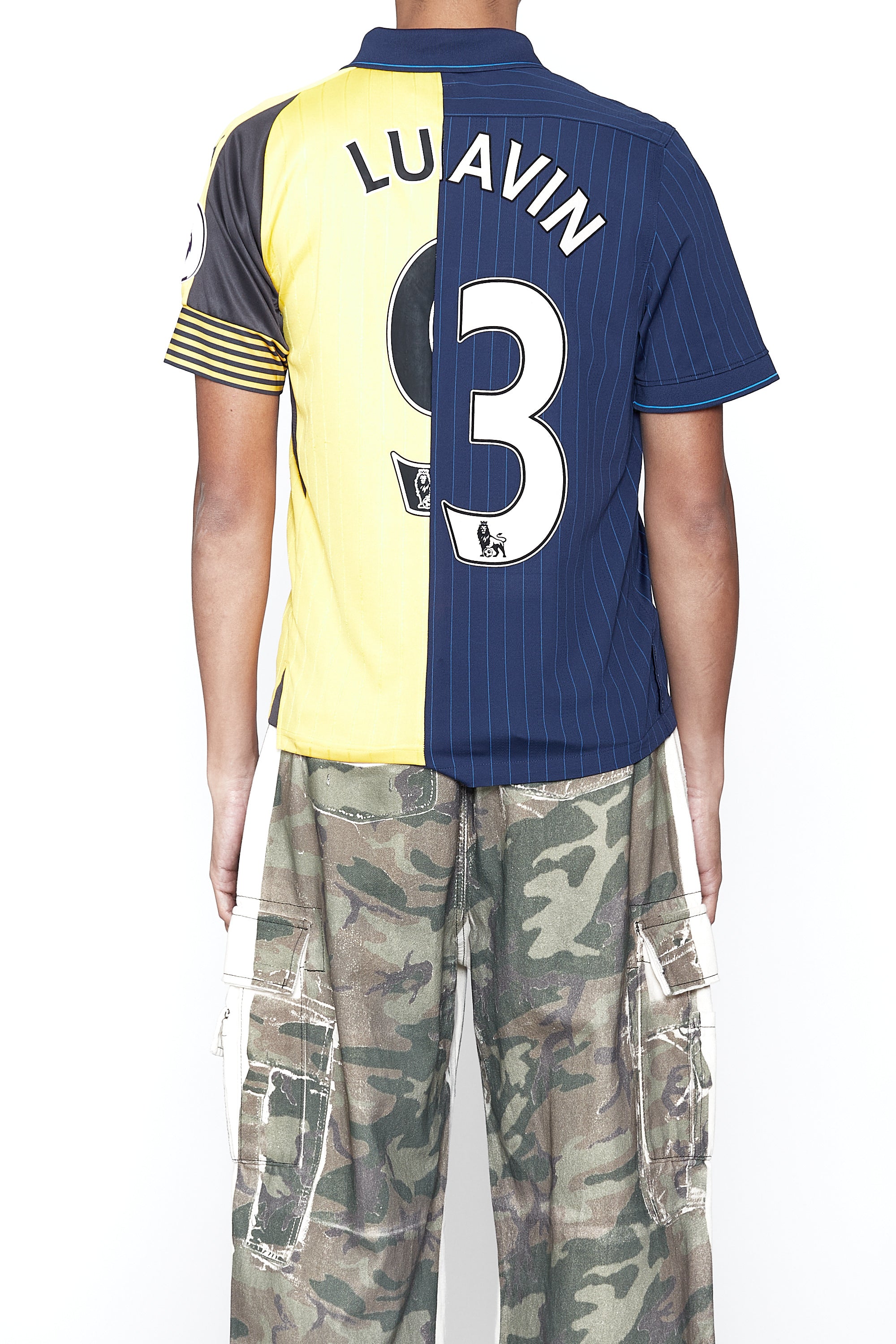 Load image into Gallery viewer, RECONSTRUCTED HYBRID VINTAGE SHRUNKEN SHORTSLEEVE FOOTBALL JERSEY (ARSENAL A)