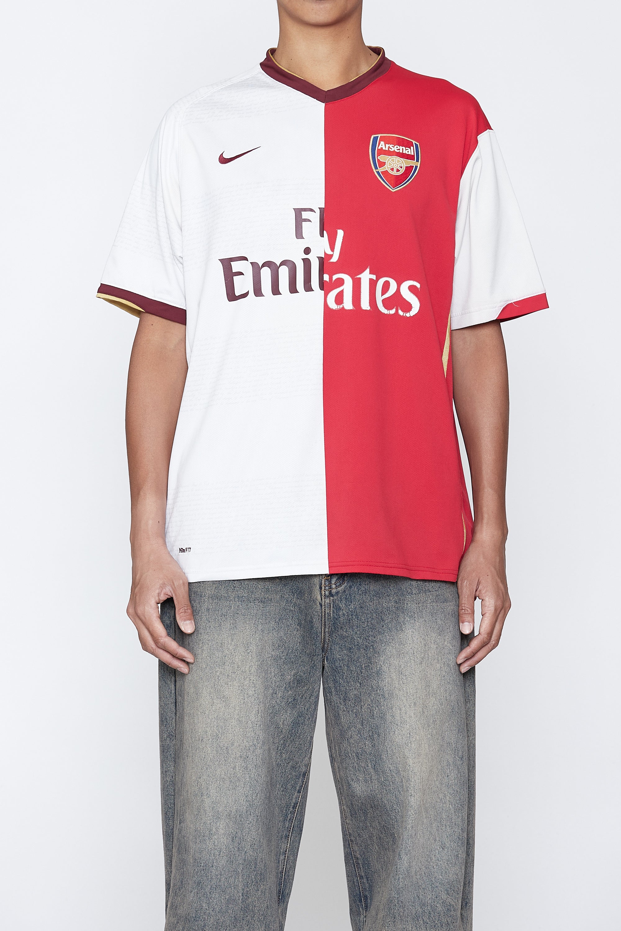 Load image into Gallery viewer, RECONSTRUCTED HYBRID VINTAGE SHORTSLEEVE FOOTBALL JERSEY (ARSENAL C)