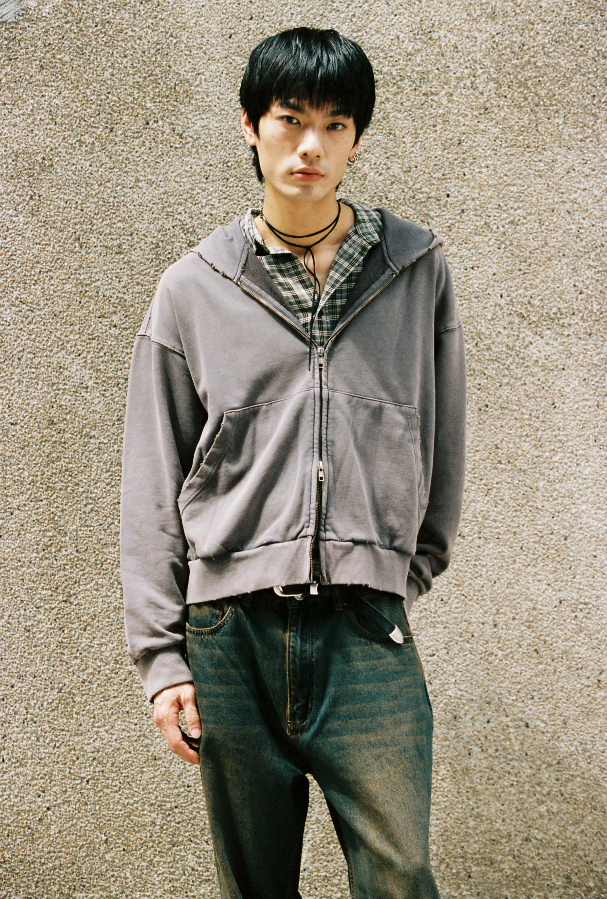 BROWN WASHED DISTRESSED ZIP UP HOODIE