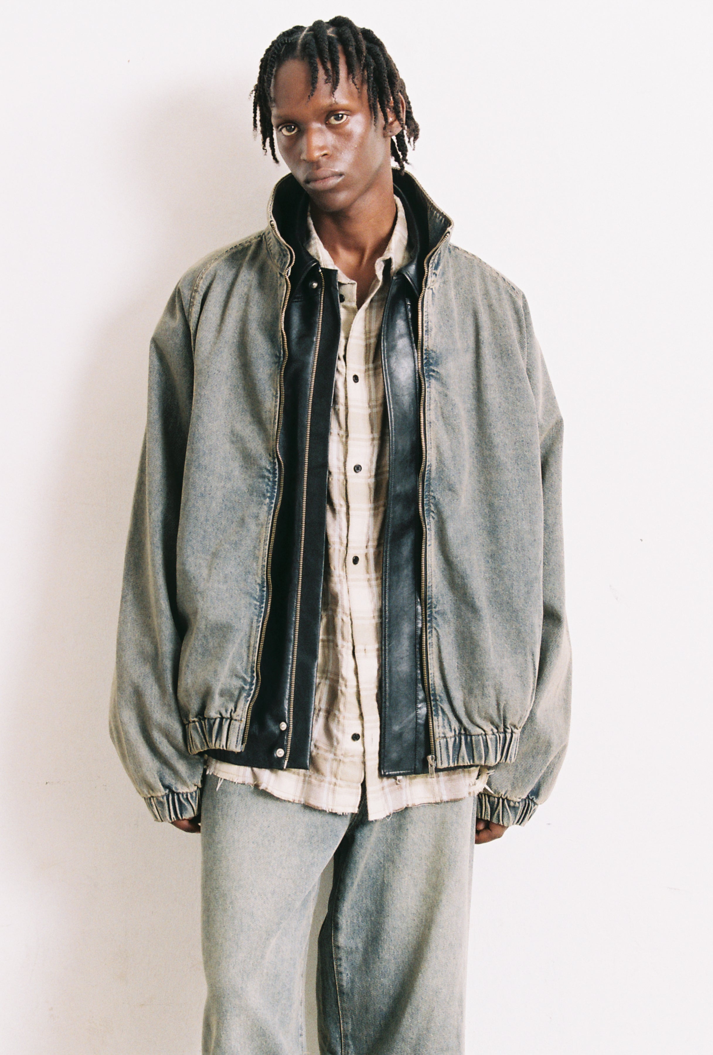 Load image into Gallery viewer, GREY ACID WASH DENIM PRO SPORTS JACKET