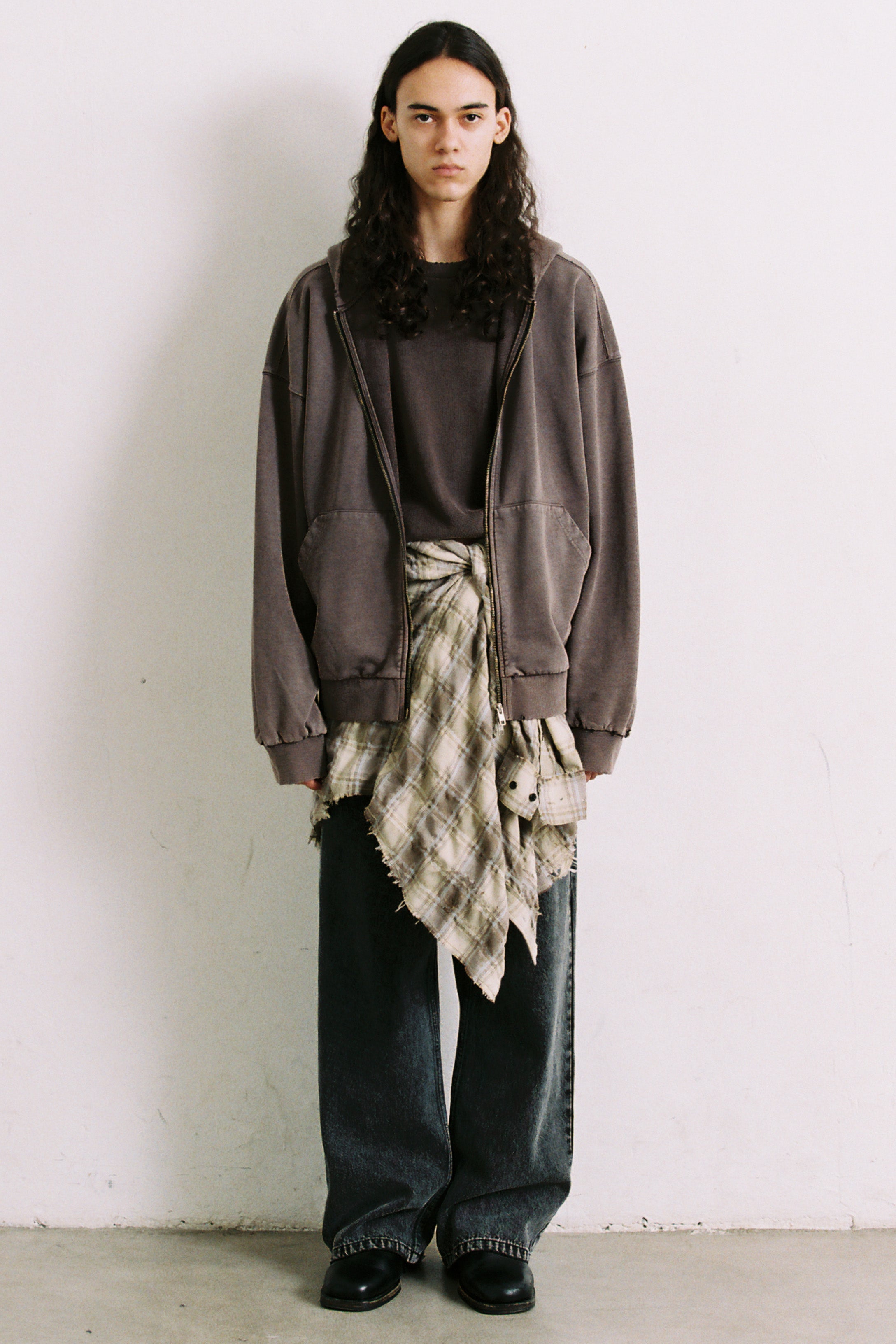 Load image into Gallery viewer, BROWN WASHED DISTRESSED ZIP UP HOODIE