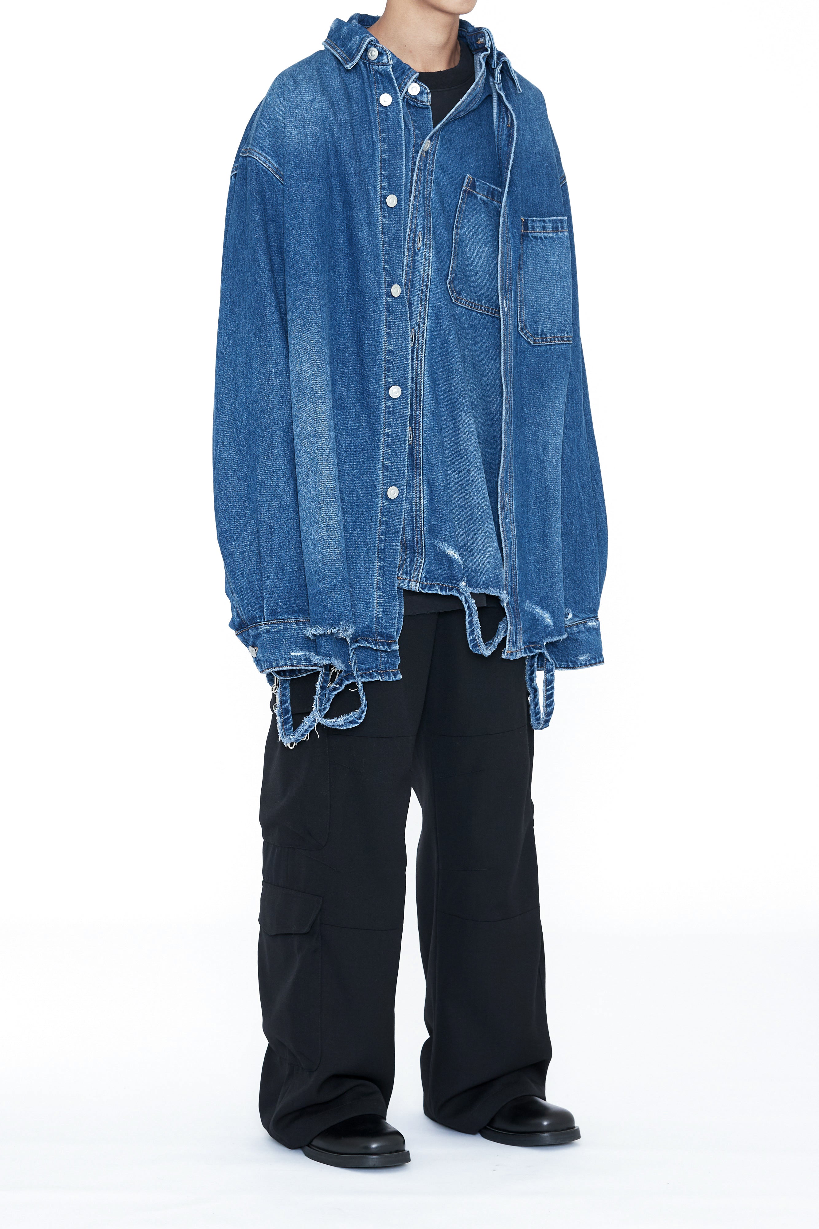 Load image into Gallery viewer, INDIGO DESTROYED AGING OVERSIZED DENIM SHIRT