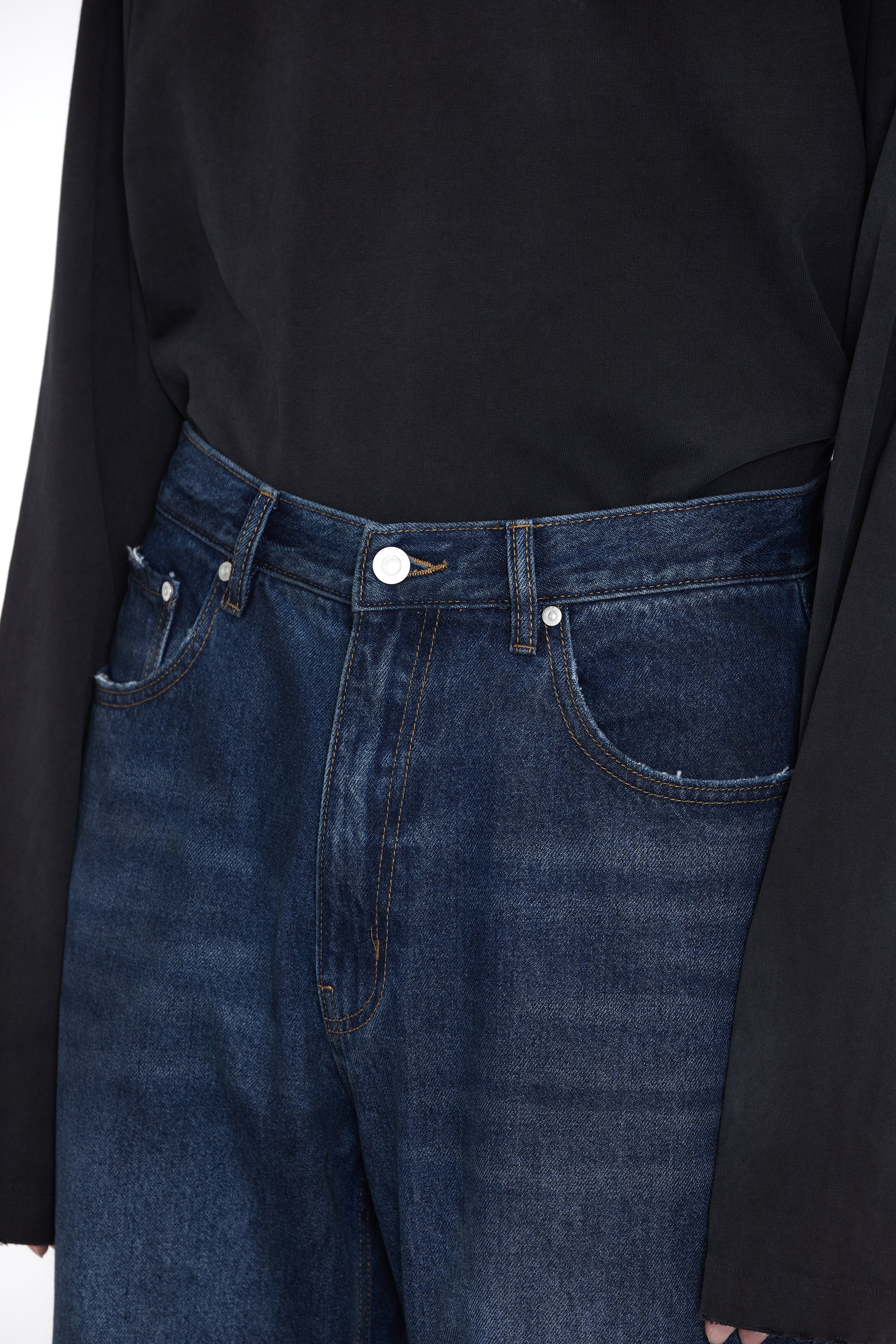 DIRTY INDIGO WASHED DISTRESSED BREAK CUT FLARED JEANS