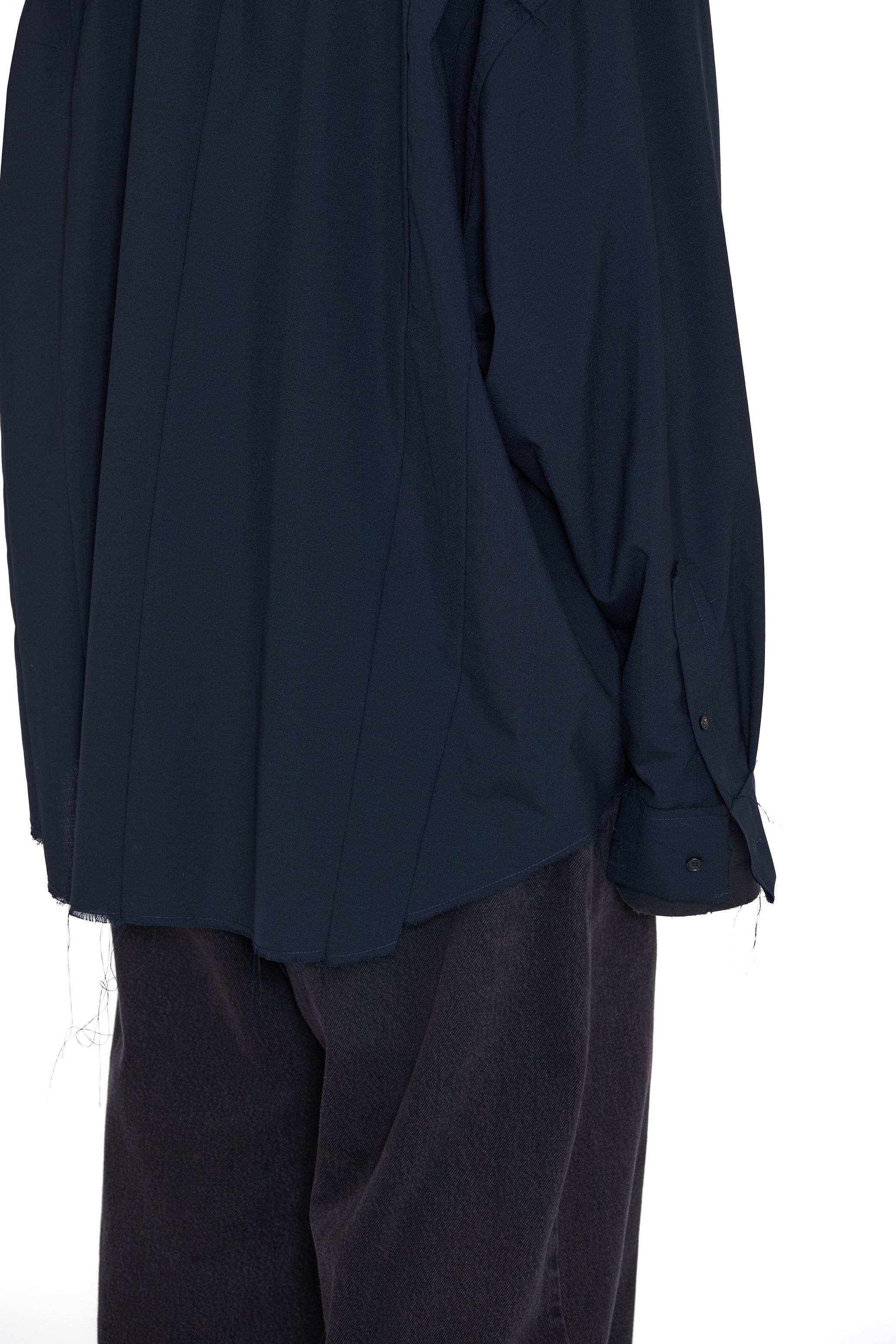 NAVY WOOL OVERSIZED RECONSTRUCTED SEAMS SHIRT