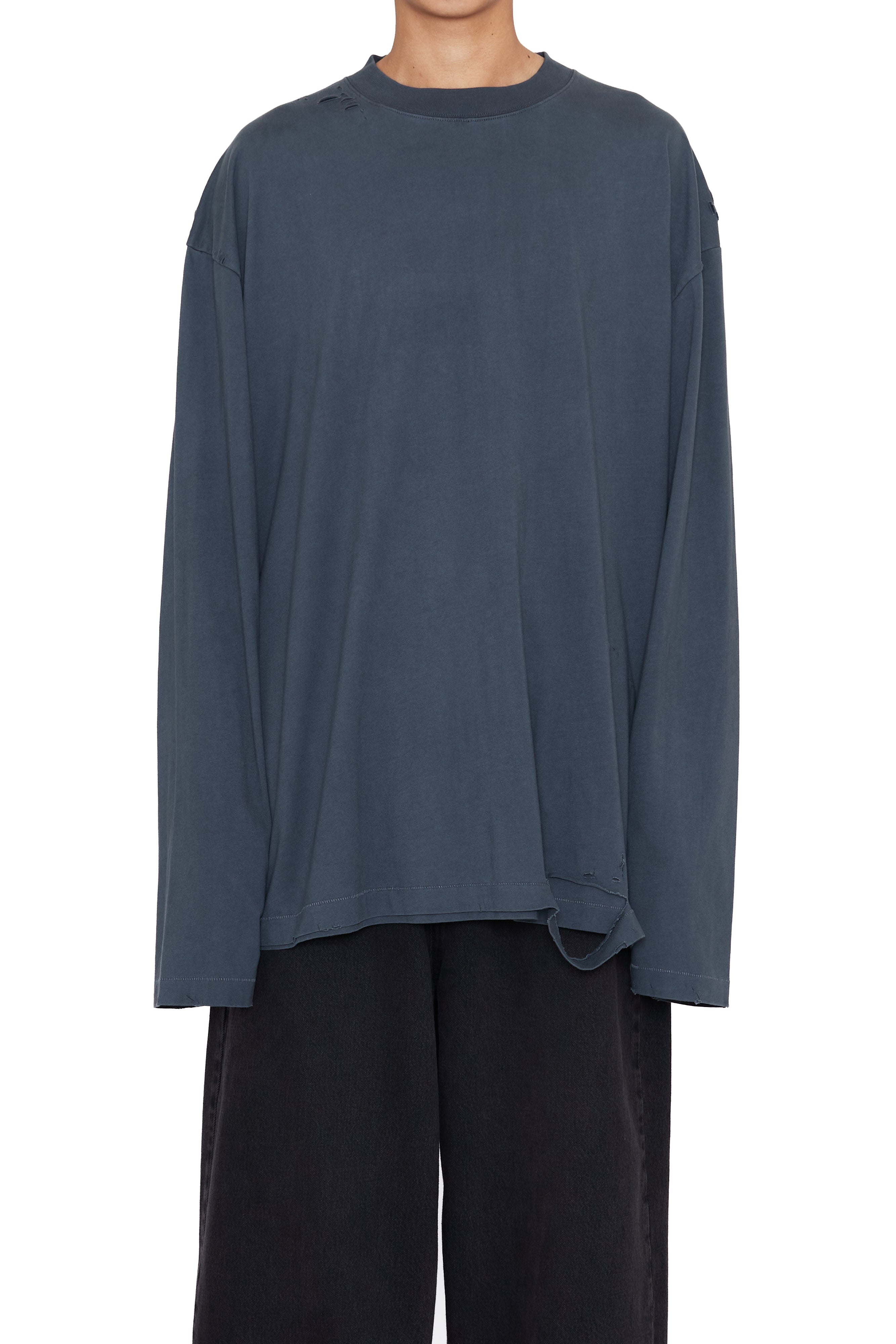 Load image into Gallery viewer, ASH GREY AGING DOUBLE LAYERED DESTROYED T-SHIRT