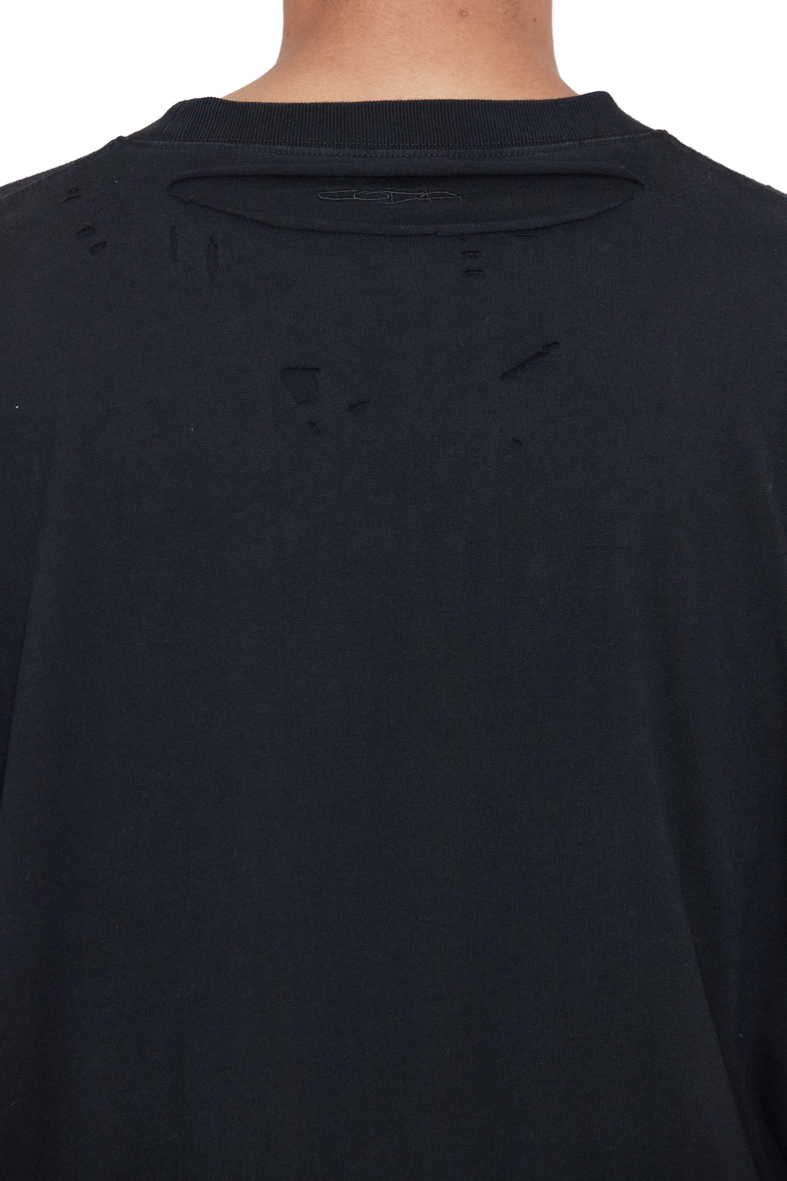 Load image into Gallery viewer, BLACK AGING DOUBLE LAYERED DESTROYED T-SHIRT