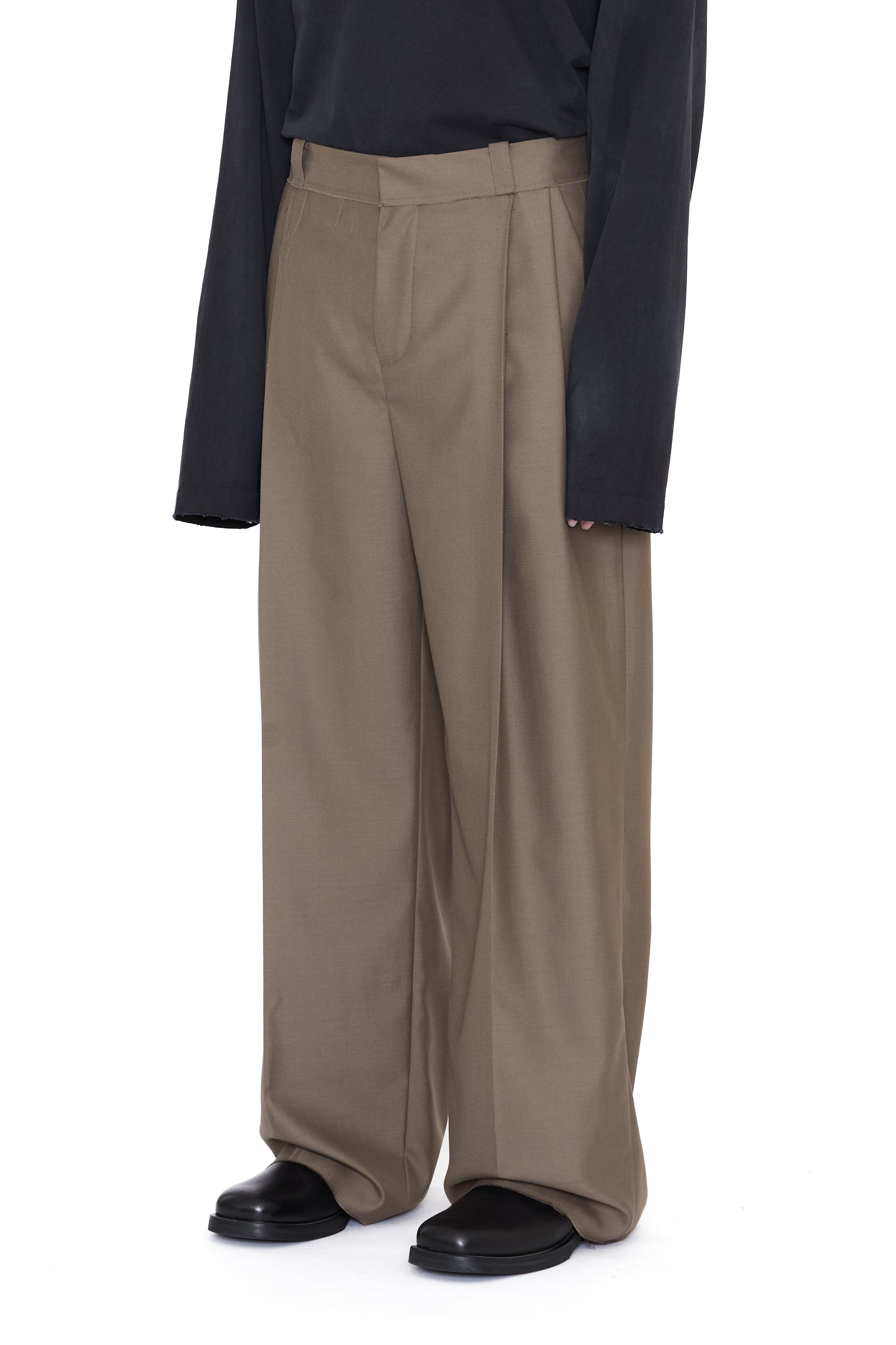Load image into Gallery viewer, KHAKI WOOL BREAK CUT PLEATED LENTO WIDE SLACK
