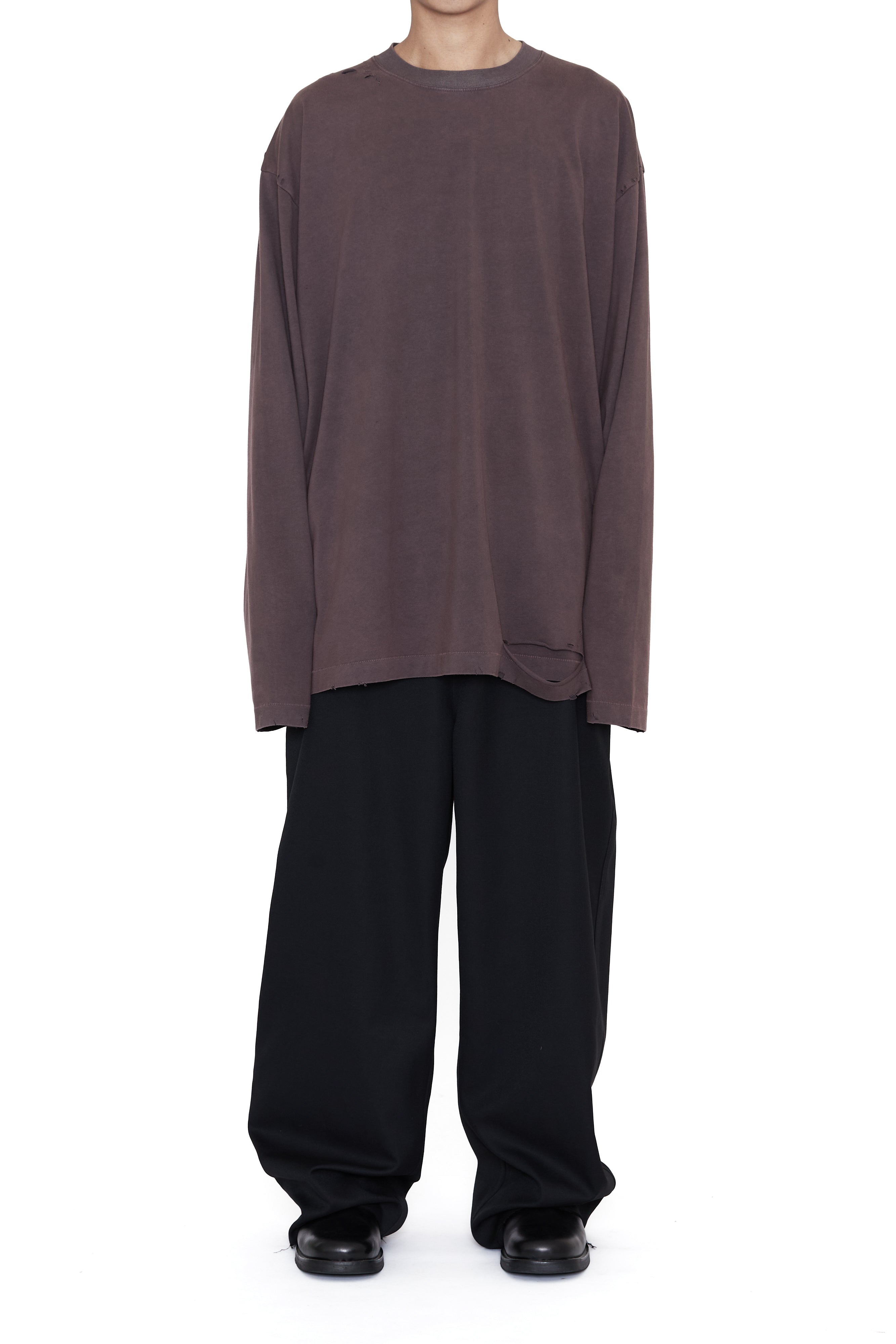 Load image into Gallery viewer, GREY AGING DOUBLE LAYERED DESTROYED T-SHIRT
