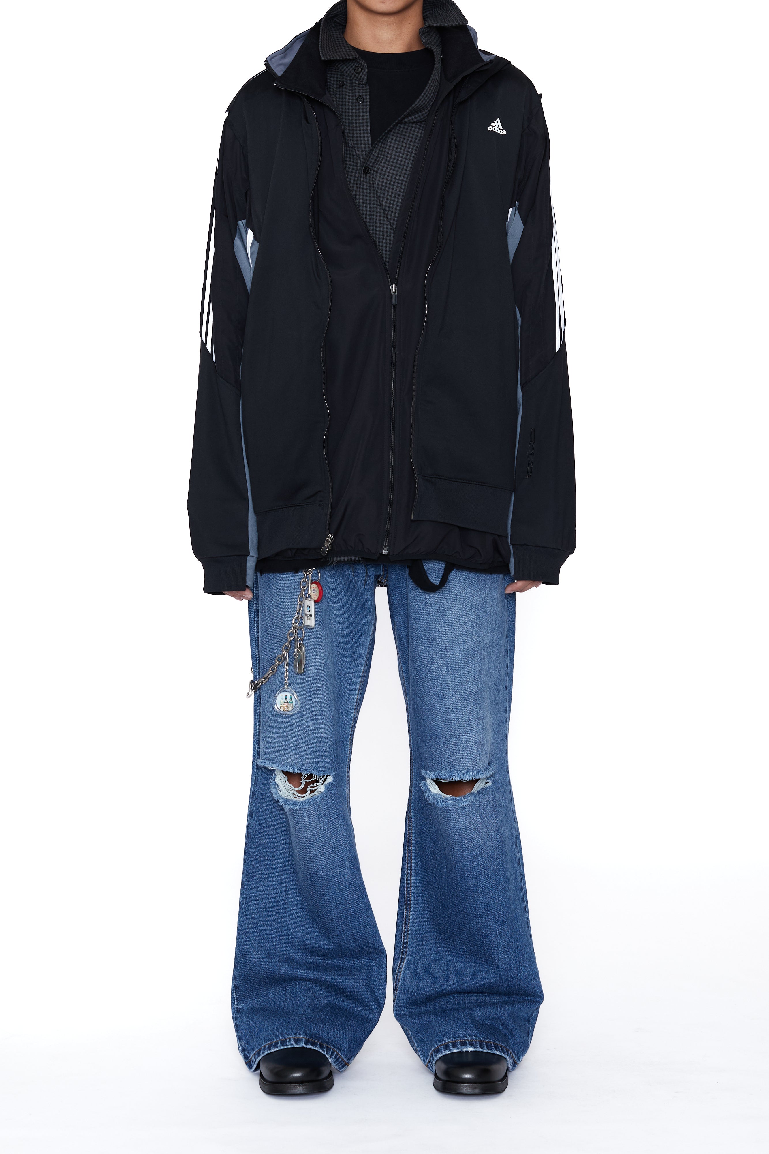 Load image into Gallery viewer, INDIGO WASHED DESTROYED EXTENDED CUT FLARED JEANS
