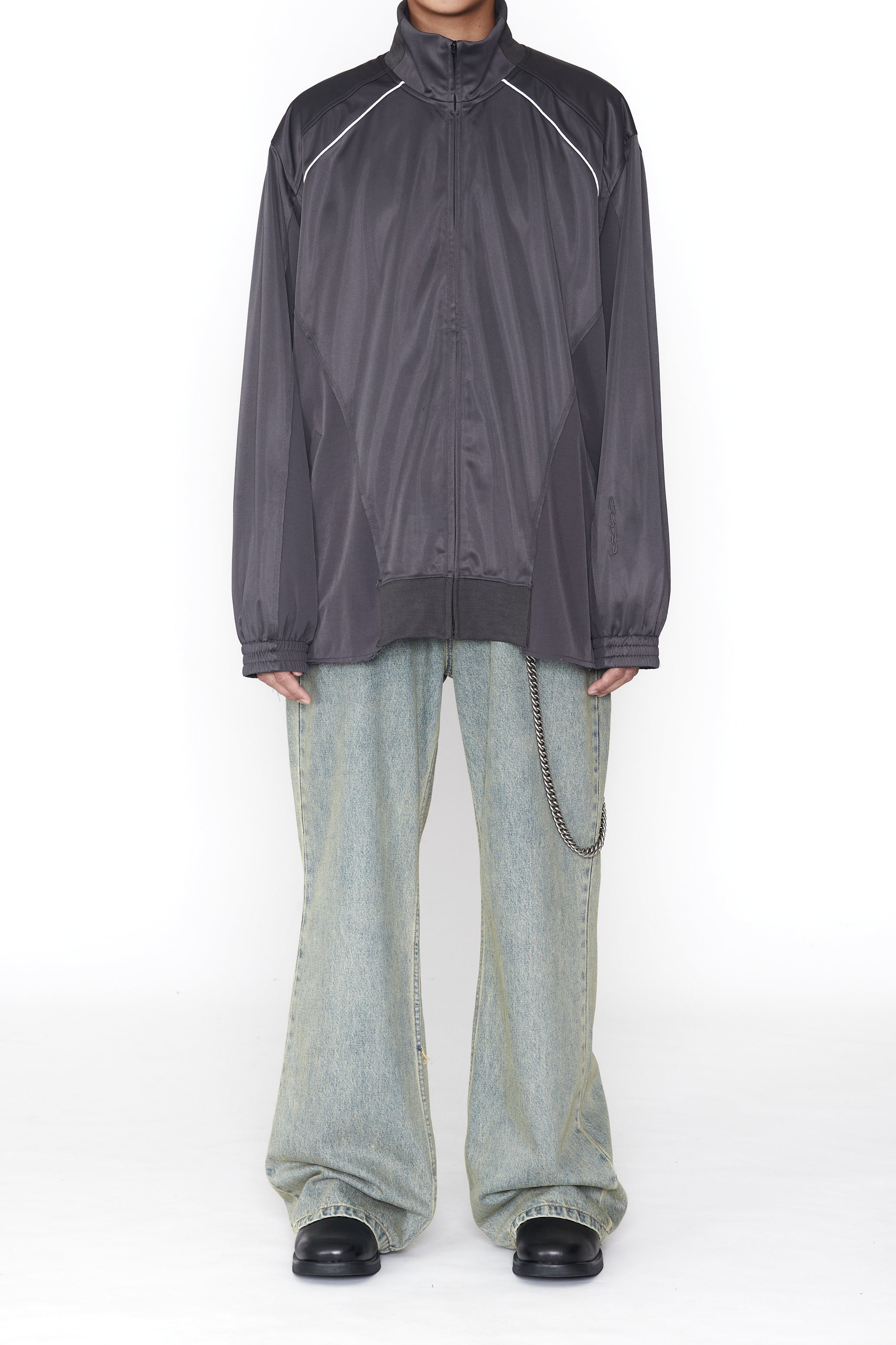 ASPHALT GREY RECONSTRUCTED HYBRID PRO SPORTS DEMOLISHED JACKET