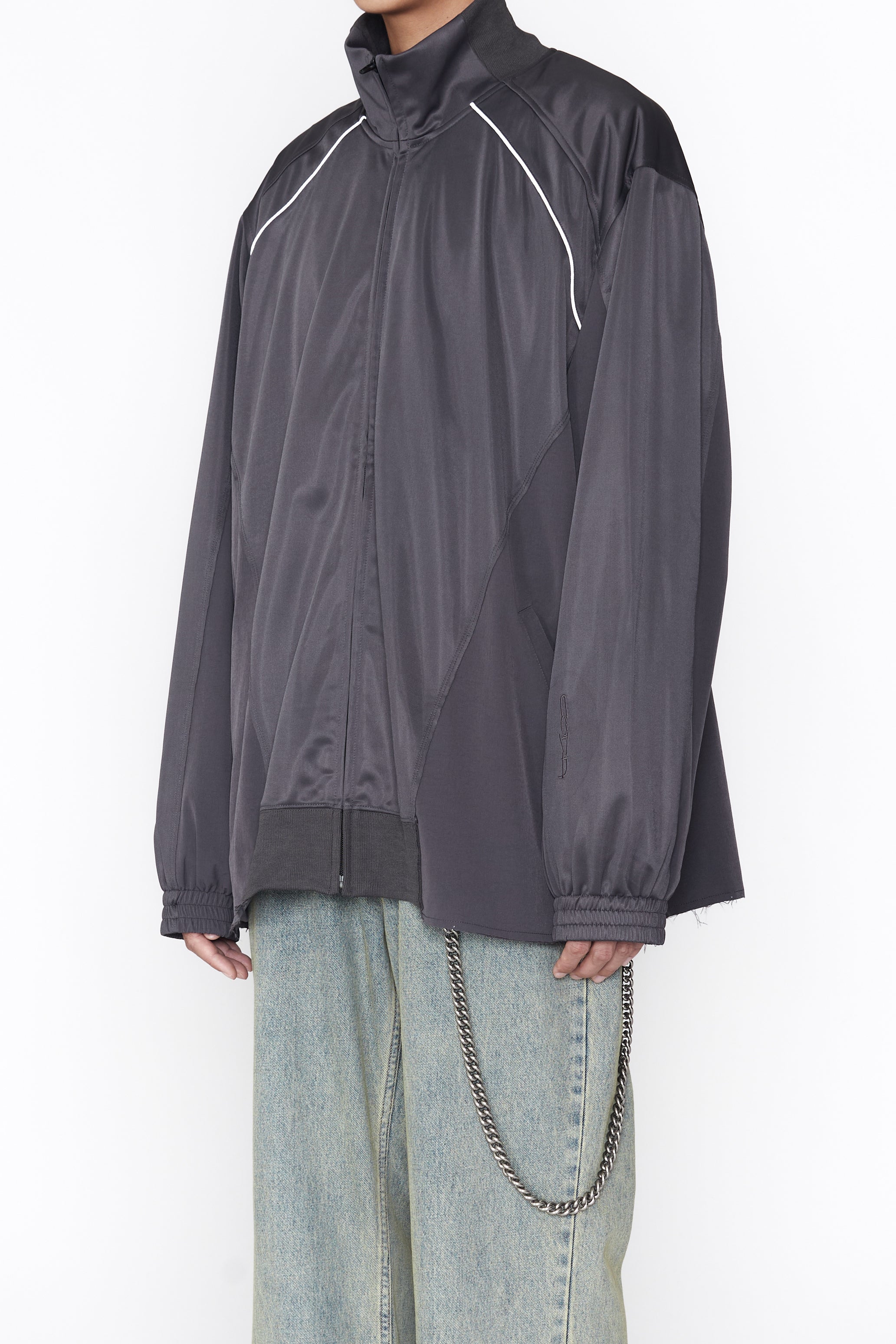 ASPHALT GREY RECONSTRUCTED HYBRID PRO SPORTS DEMOLISHED JACKET