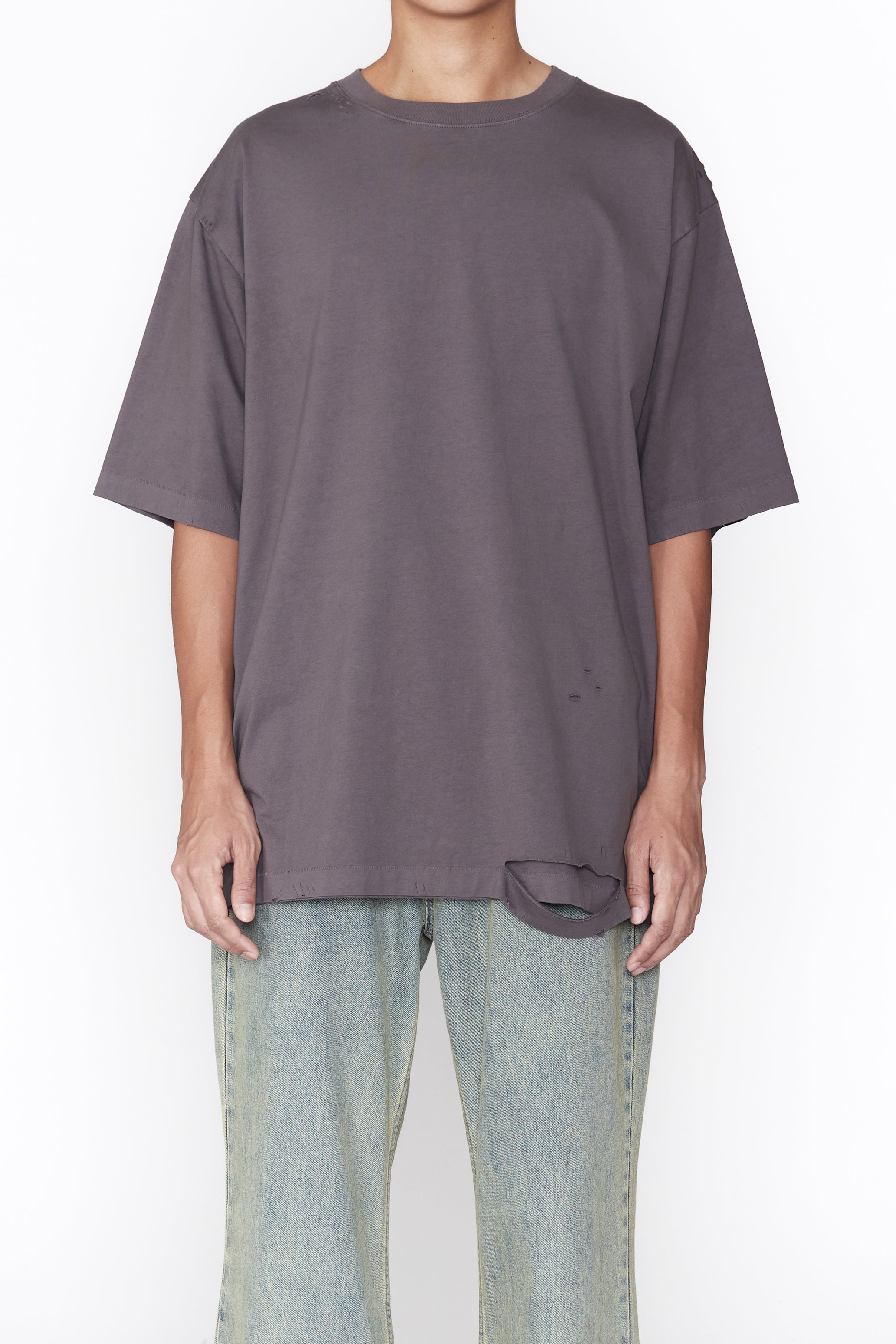 ASPHALT GREY AGING DESTROYED SHORT SLEEVE T-SHIRT
