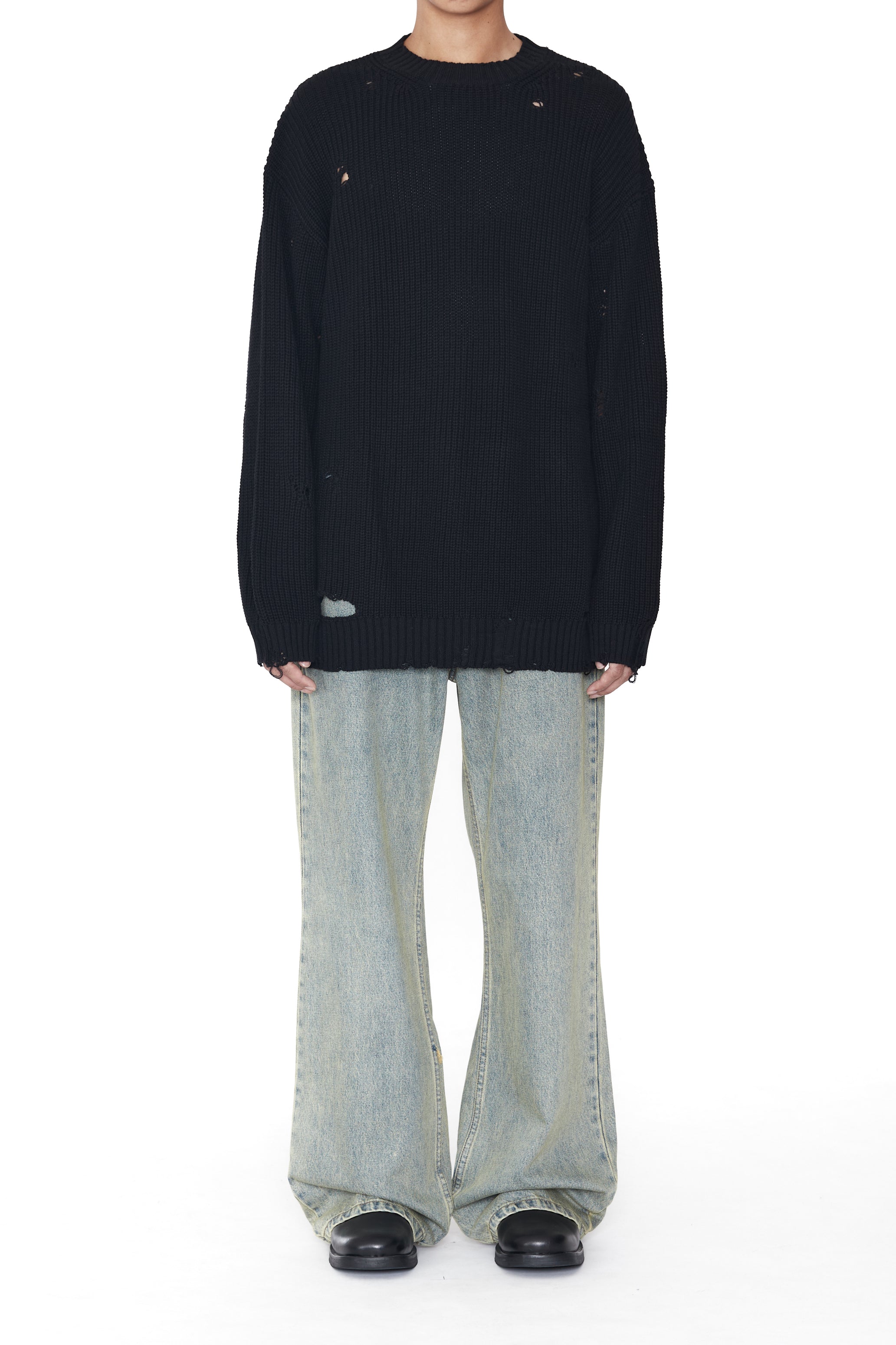 BLACK DISTRESSED KNIT PULLOVER