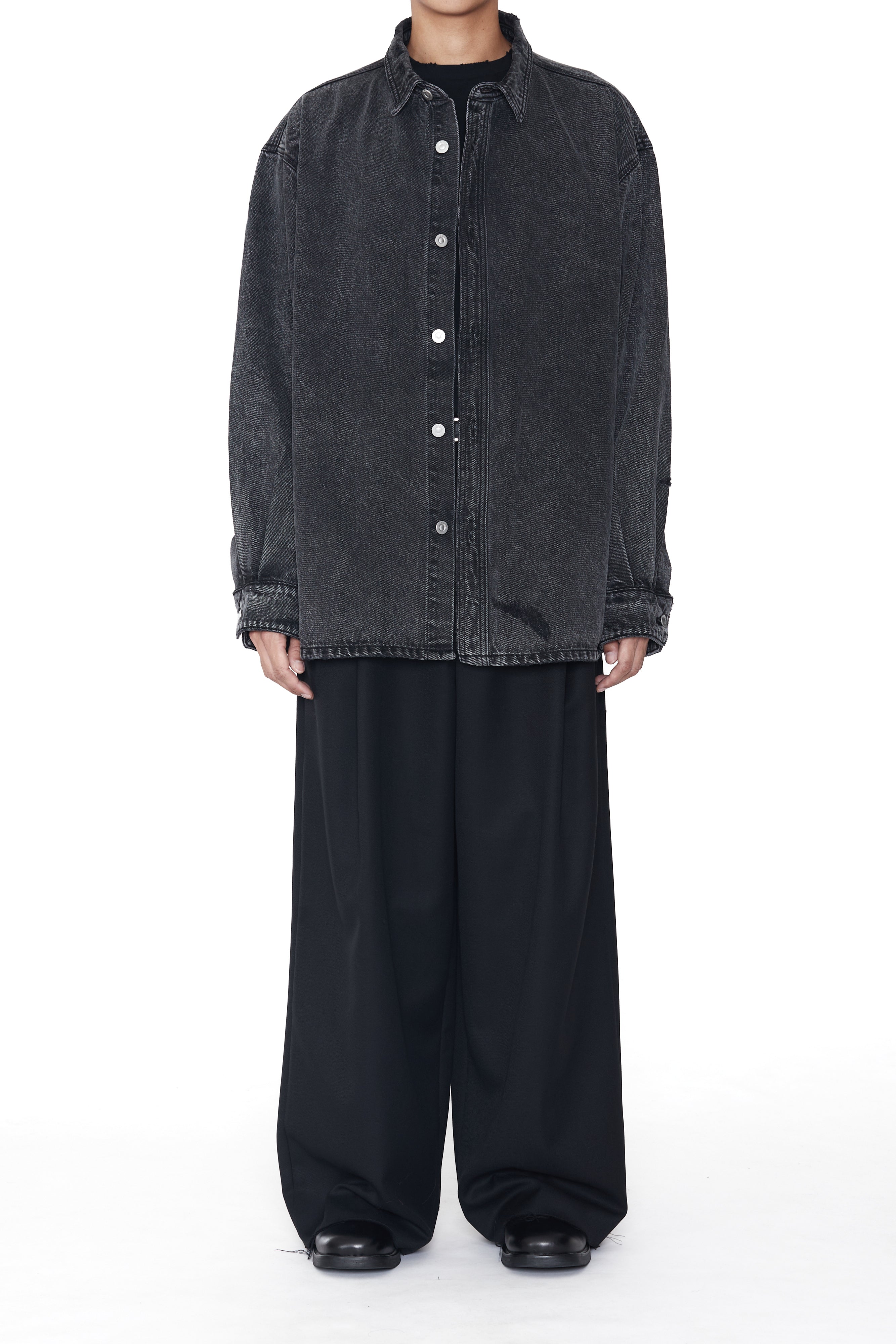 Load image into Gallery viewer, BLACK ACID WASHED DISTRESSED OVERSIZED DENIM SHIRT