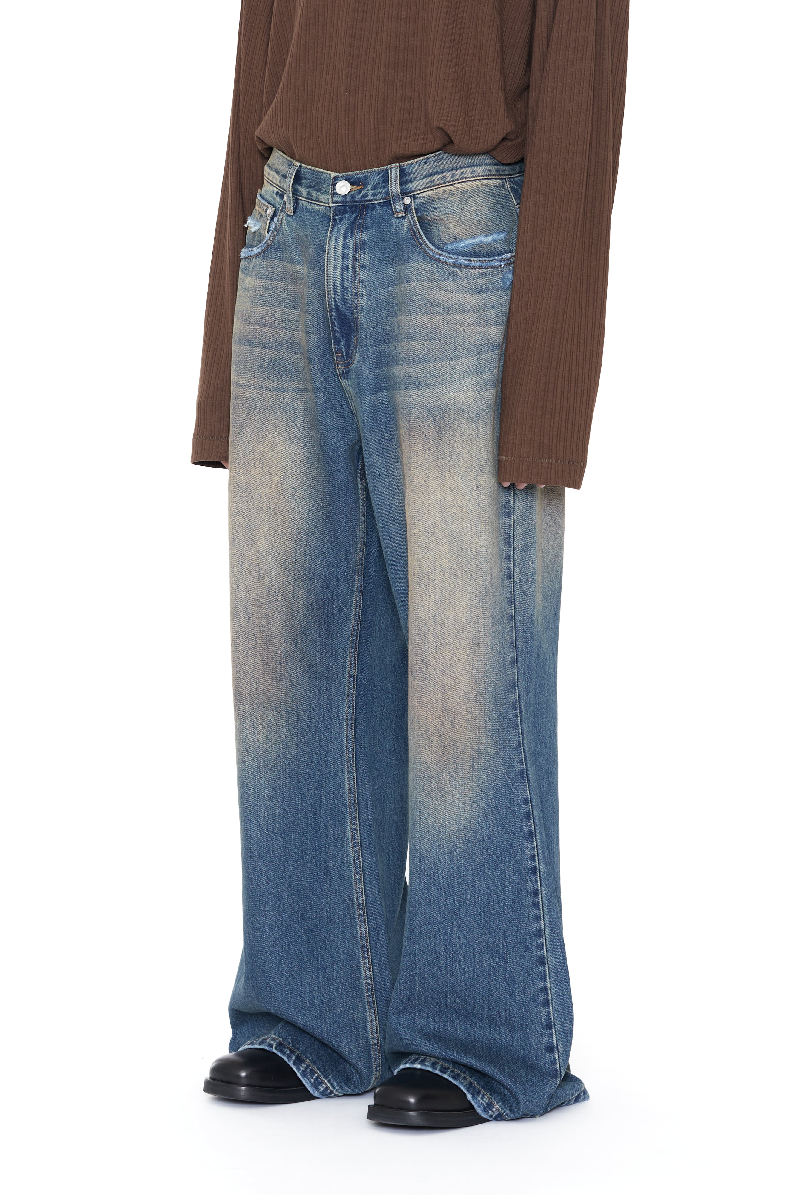 Load image into Gallery viewer, FADED DIRTY INDIGO WASHED BREAK CUT WIDE FLARED JEANS