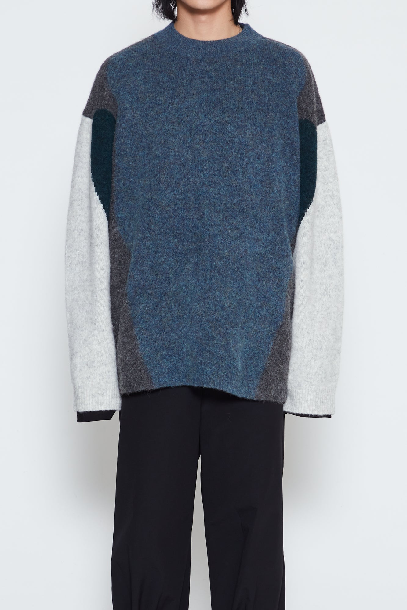 BLUE BABY ALPACA MOHAIR STERN MOCK-NECK SWEATER
