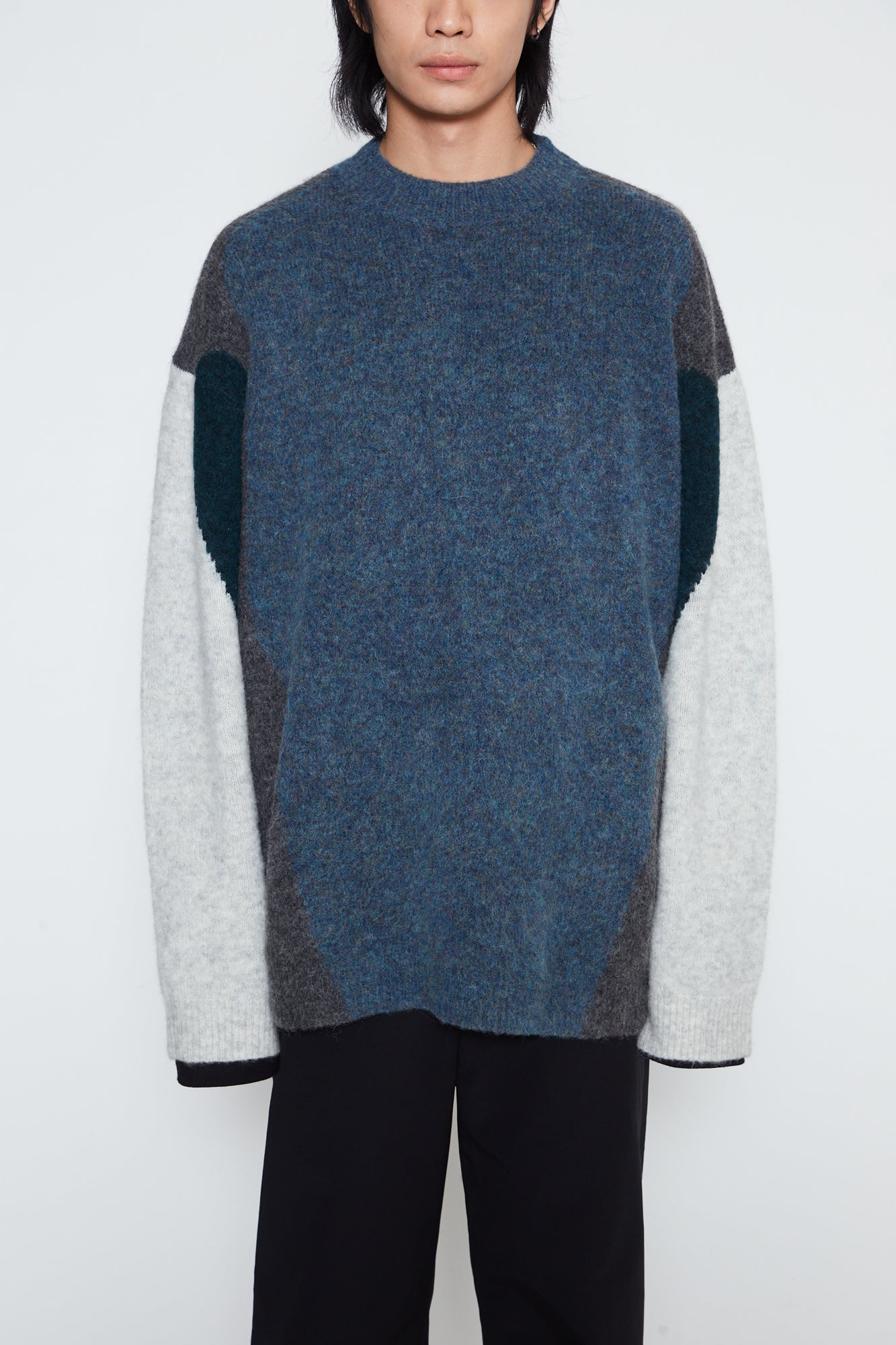 Load image into Gallery viewer, BLUE BABY ALPACA MOHAIR STERN MOCK-NECK SWEATER