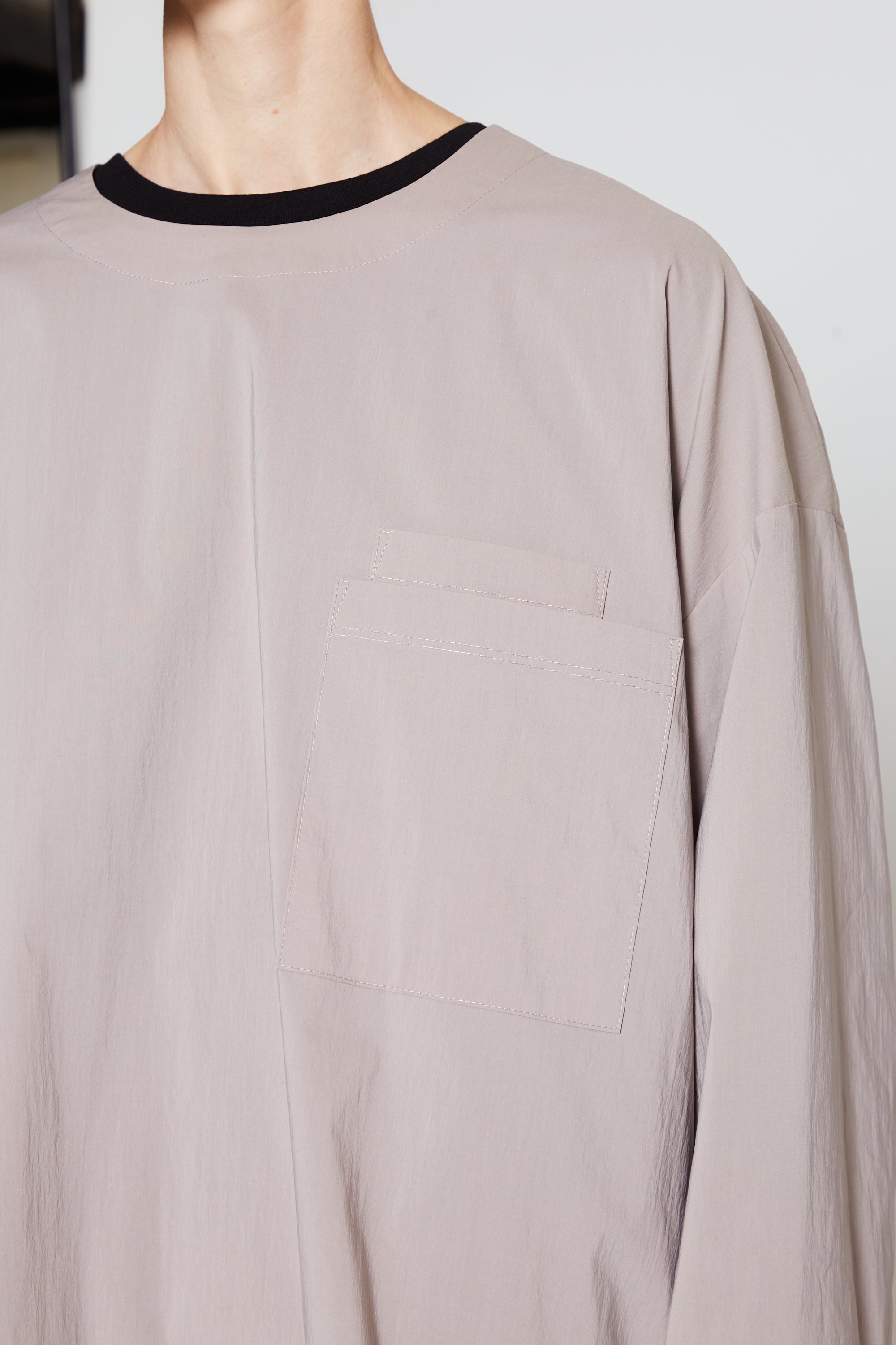 Load image into Gallery viewer, CODA X WHITE NOISE RECORDS GREY NEO TOPS