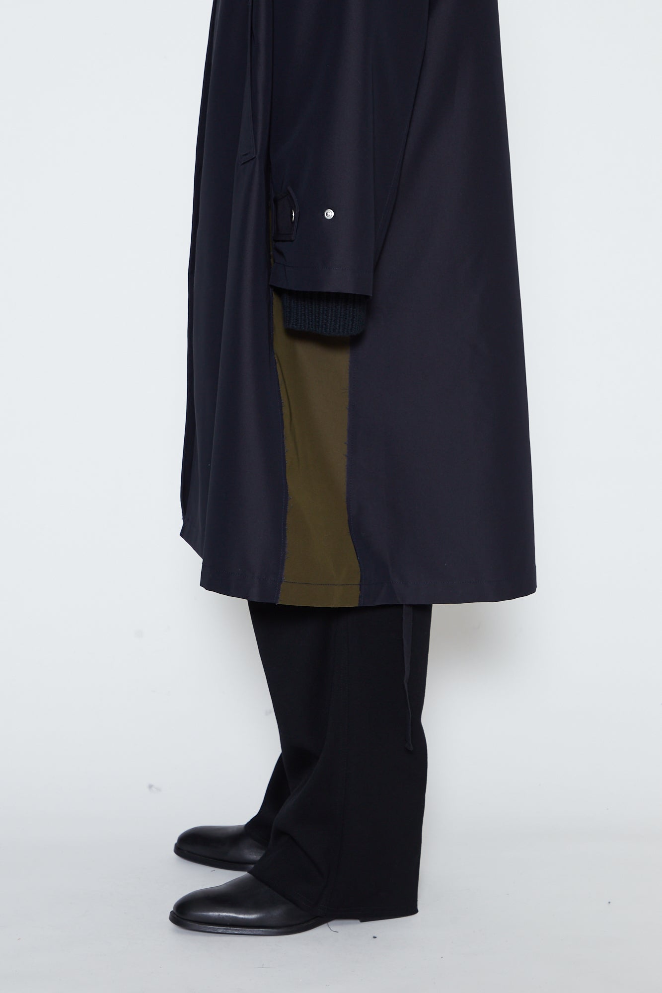 Load image into Gallery viewer, DARK NAVY NACELLE TRENCH COAT