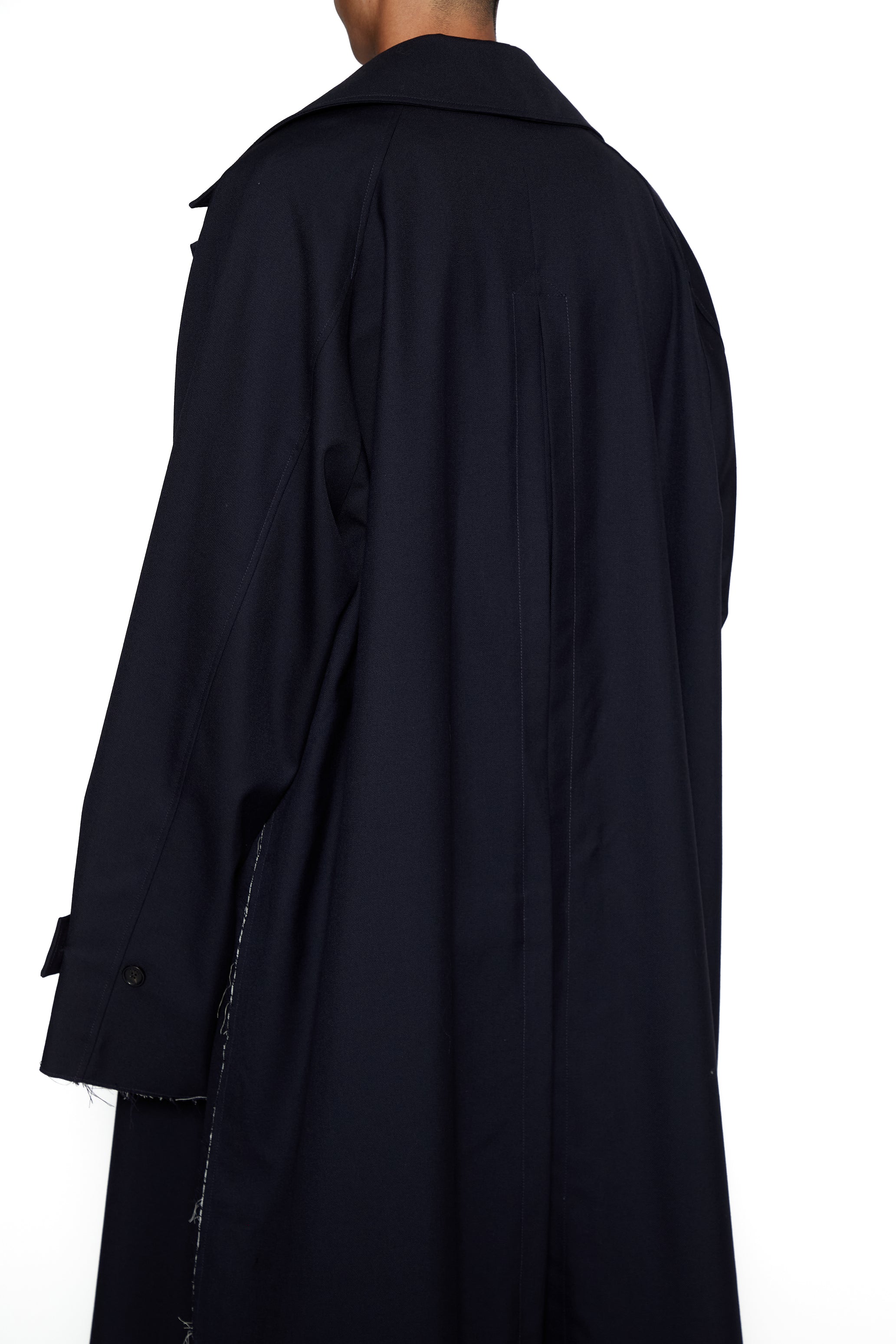 NAVY WOOL OVERSIZED RAW EDGES DEVIATION COAT