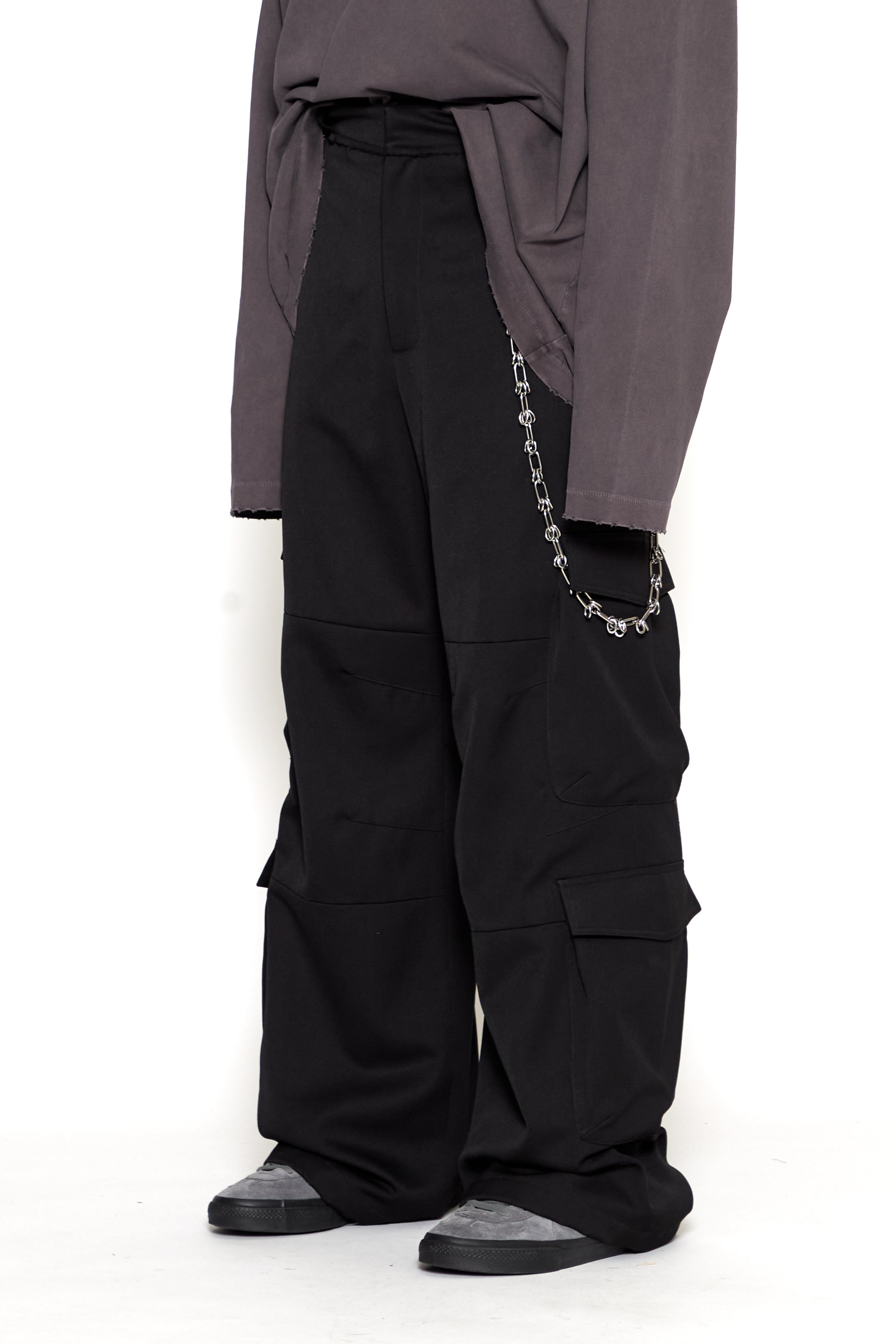 Load image into Gallery viewer, BLACK HEAVY WEIGHT WOOL POLY FLARED CARGO PANTS
