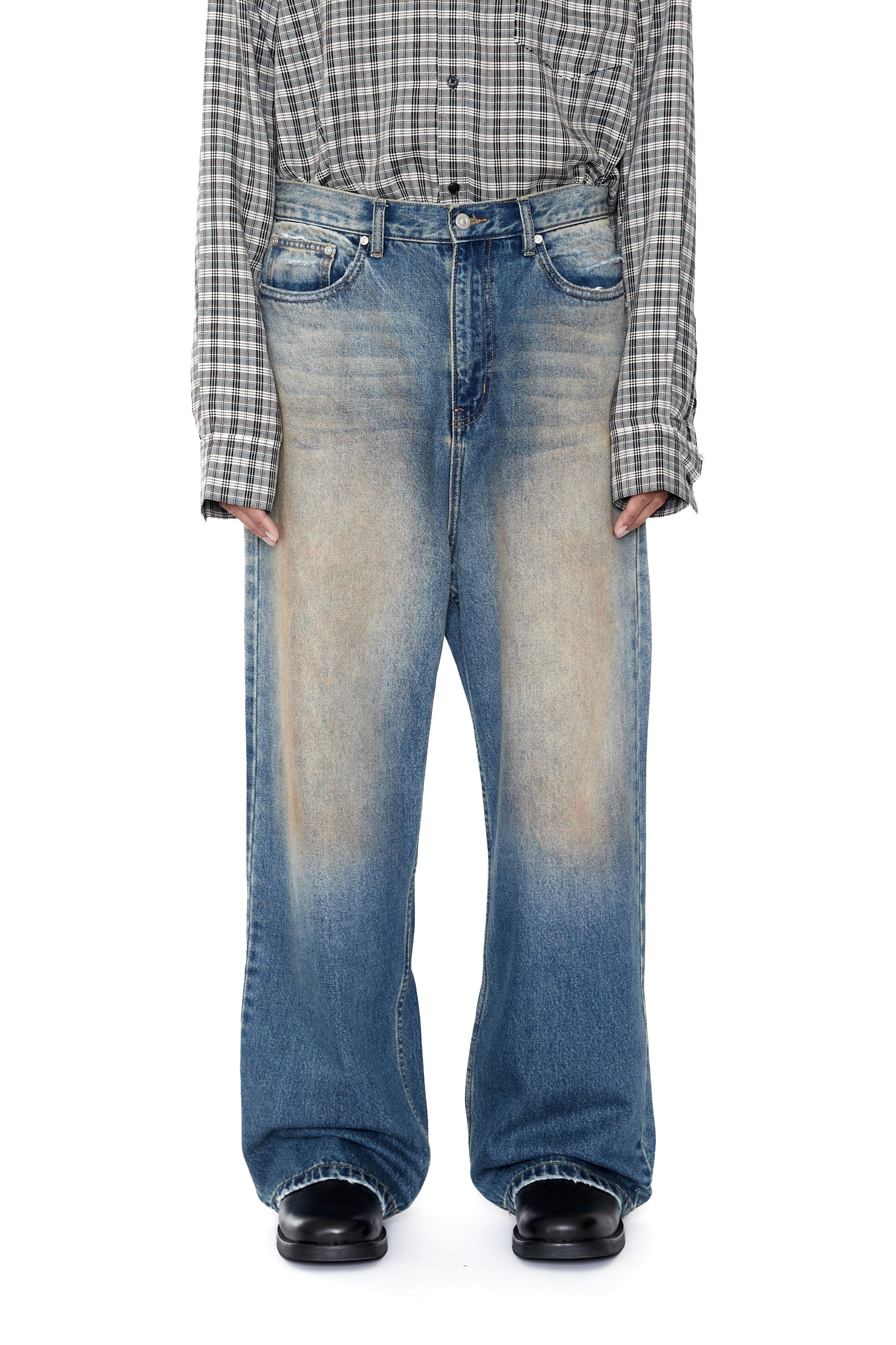 FADED DIRTY INDIGO WASH BREAK CUT STRAIGHT JEANS