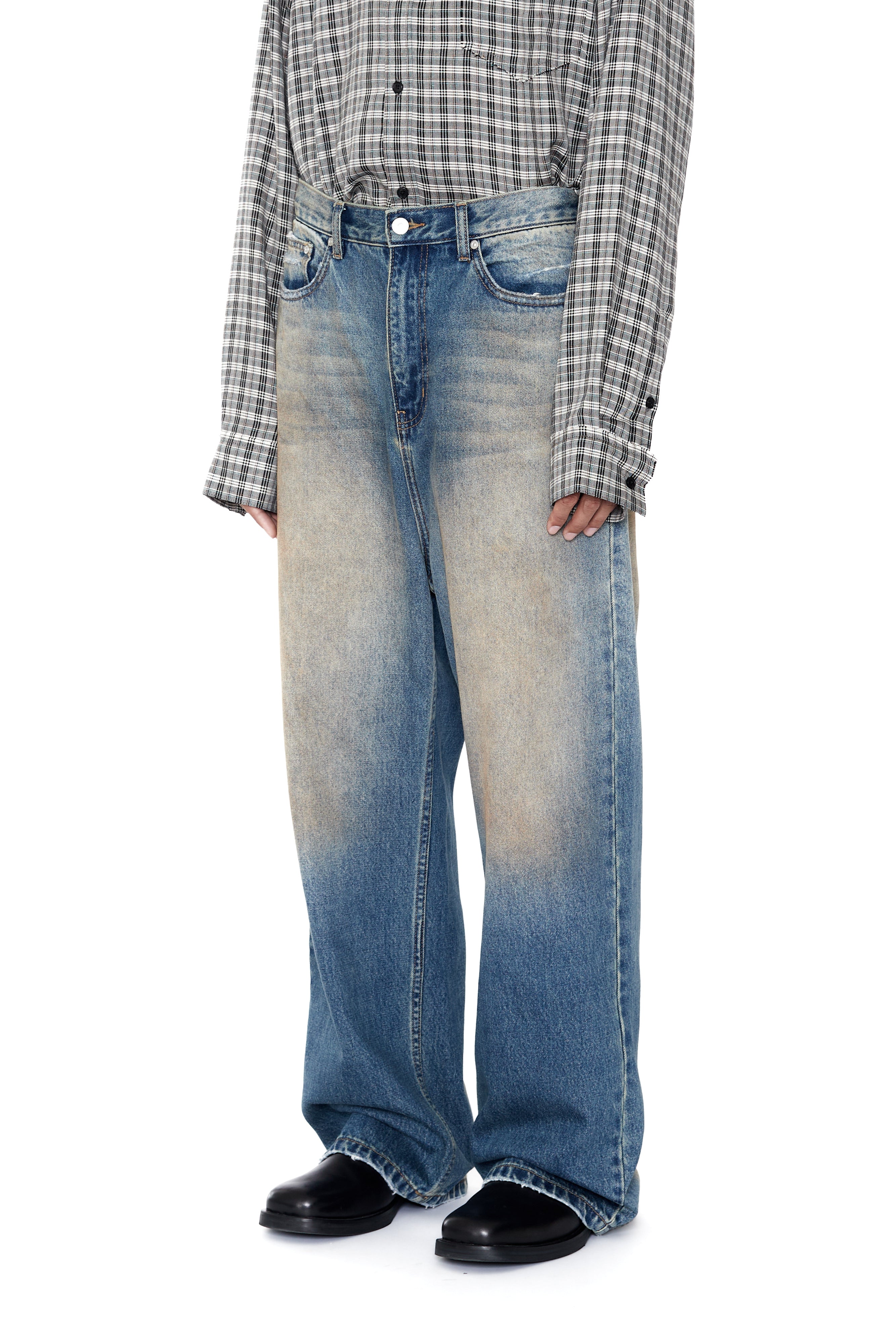 Load image into Gallery viewer, FADED DIRTY INDIGO WASH BREAK CUT STRAIGHT JEANS
