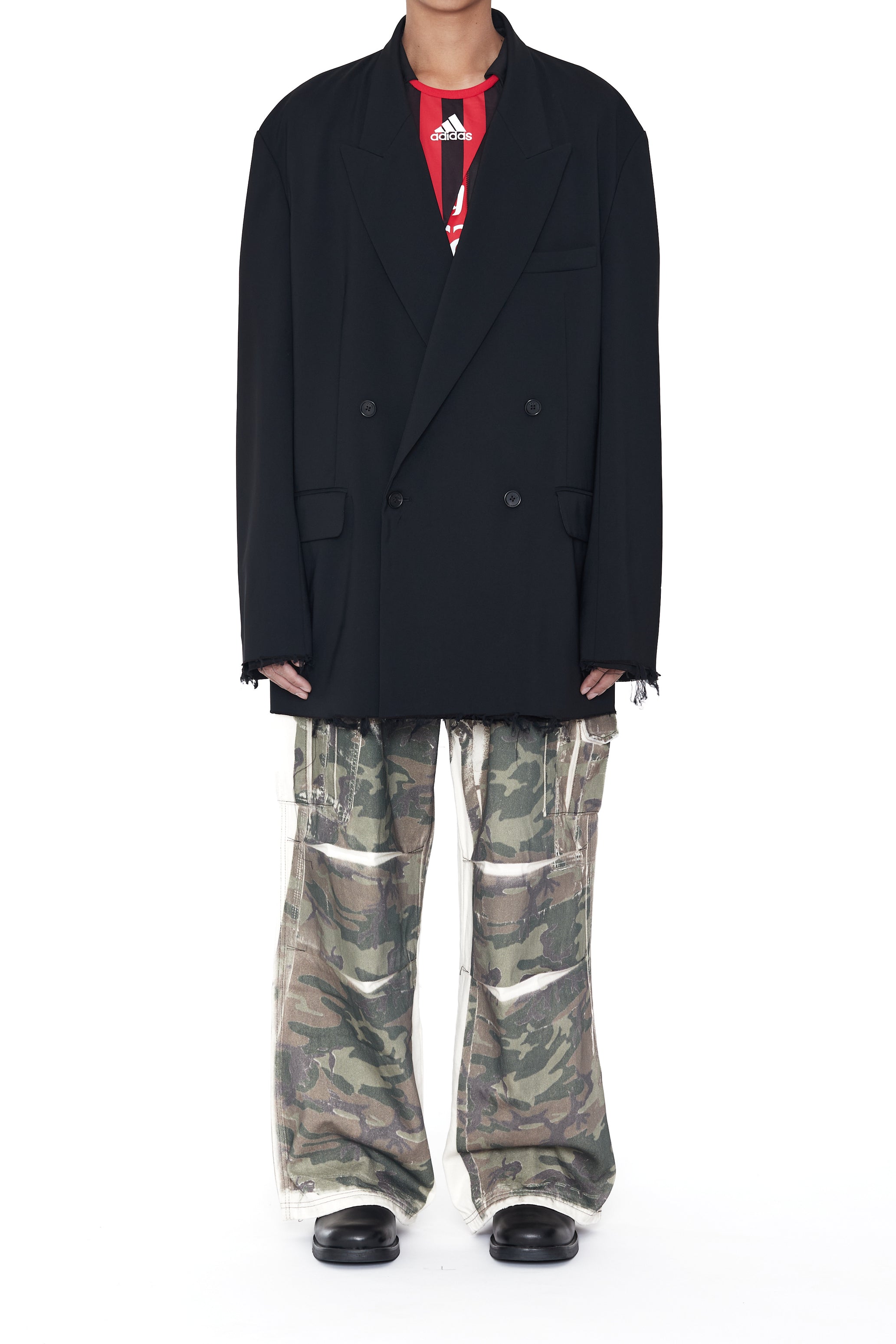 BLACK DISSOLVED DOUBLE BREASTED EXTENDED BLAZER