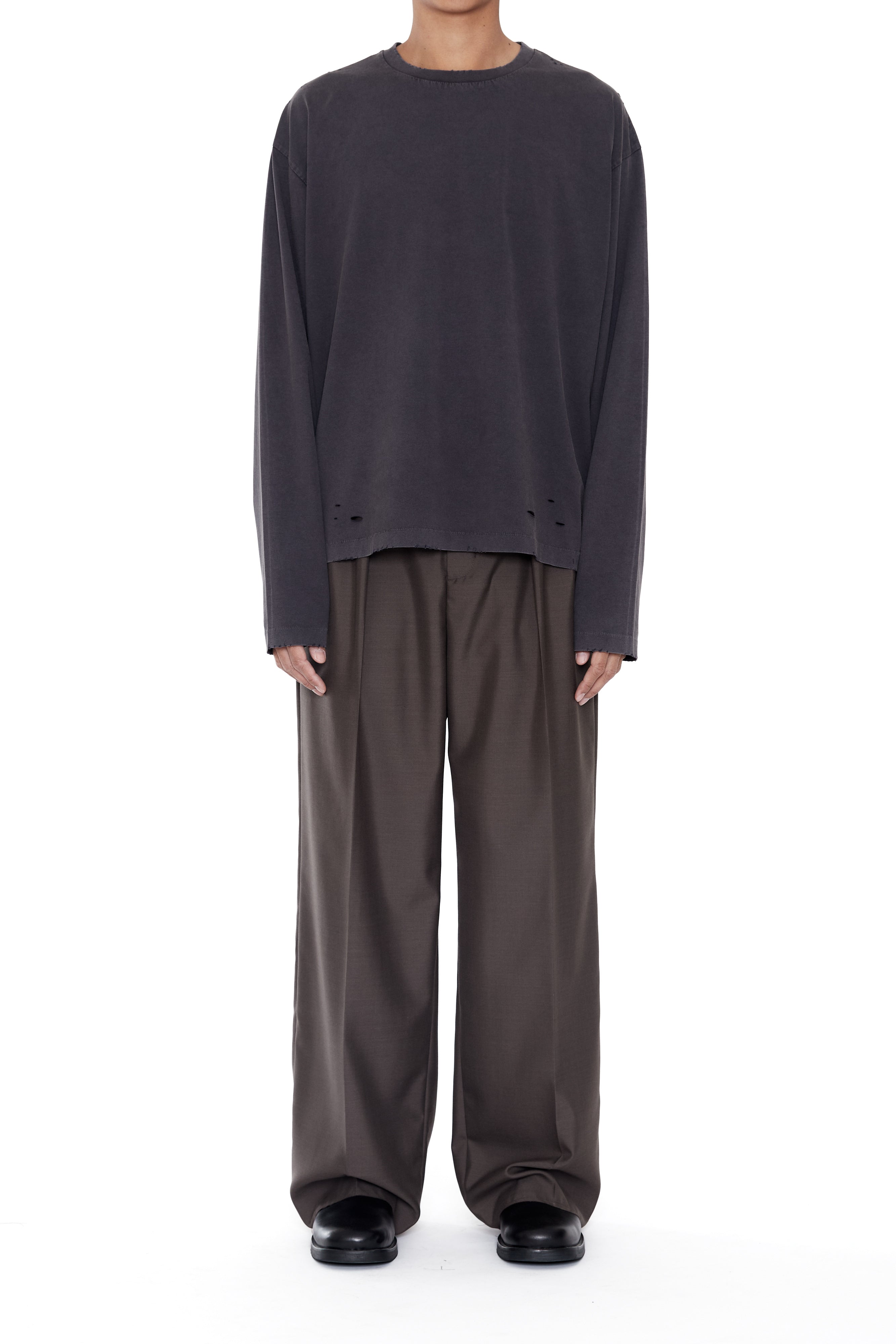 Load image into Gallery viewer, FADED BLACK AGING DAMAGED LONG SLEEVE WAFFLE TOPS
