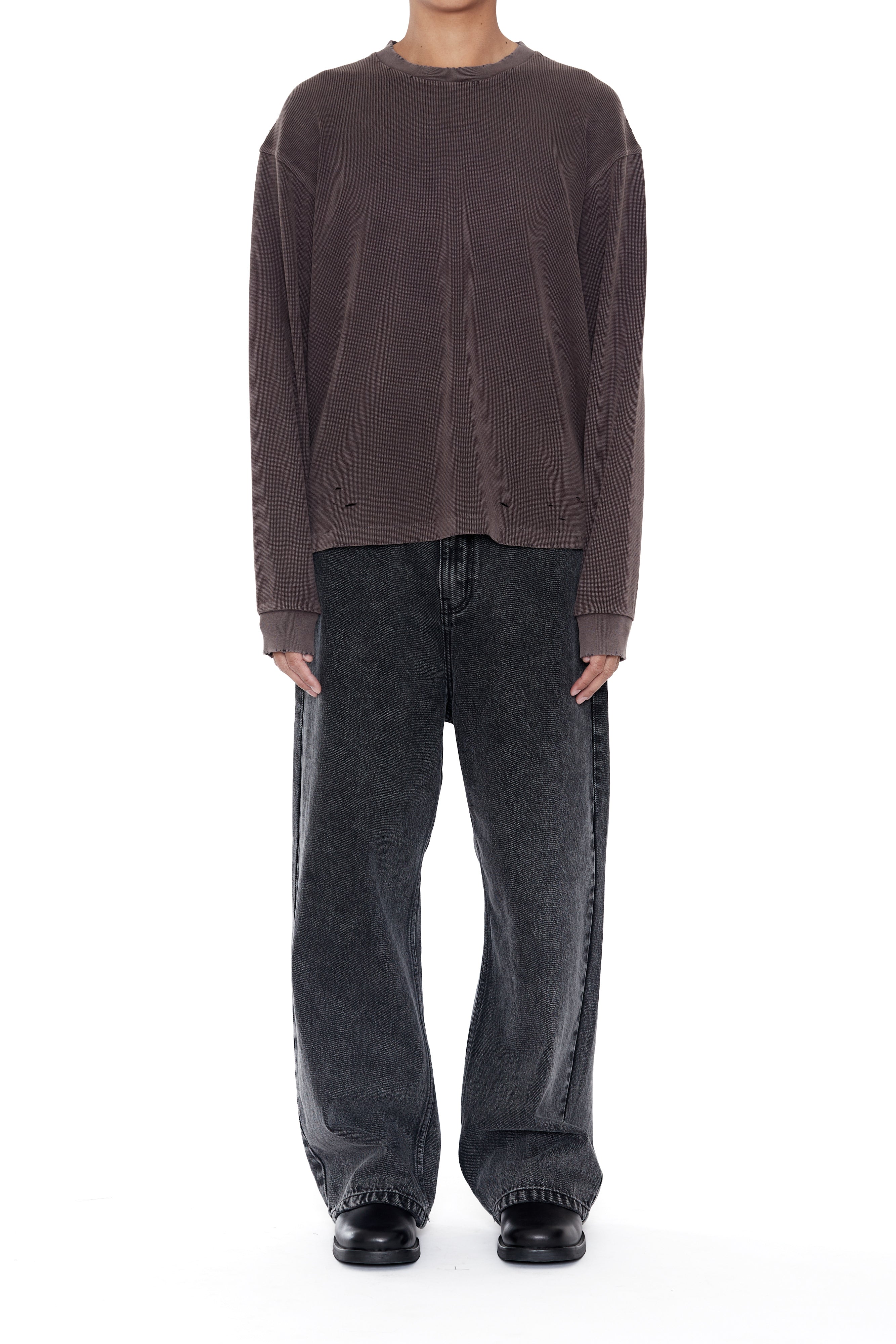 Load image into Gallery viewer, FADED GREY AGING DAMAGED LONG SLEEVE WAFFLE TOPS
