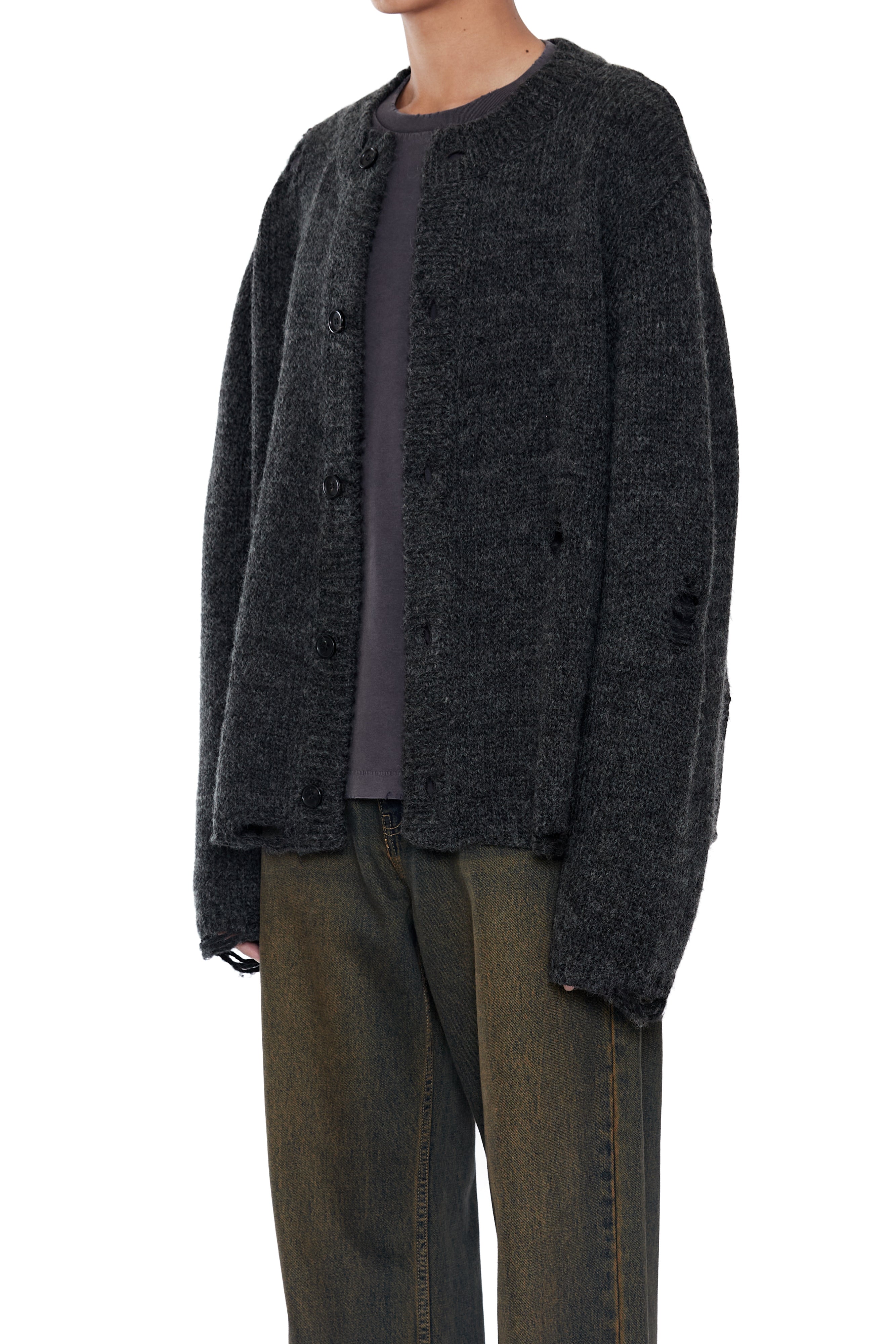 Load image into Gallery viewer, DARK GREY 90S ROUND NECK THRASHED CARDIGAN
