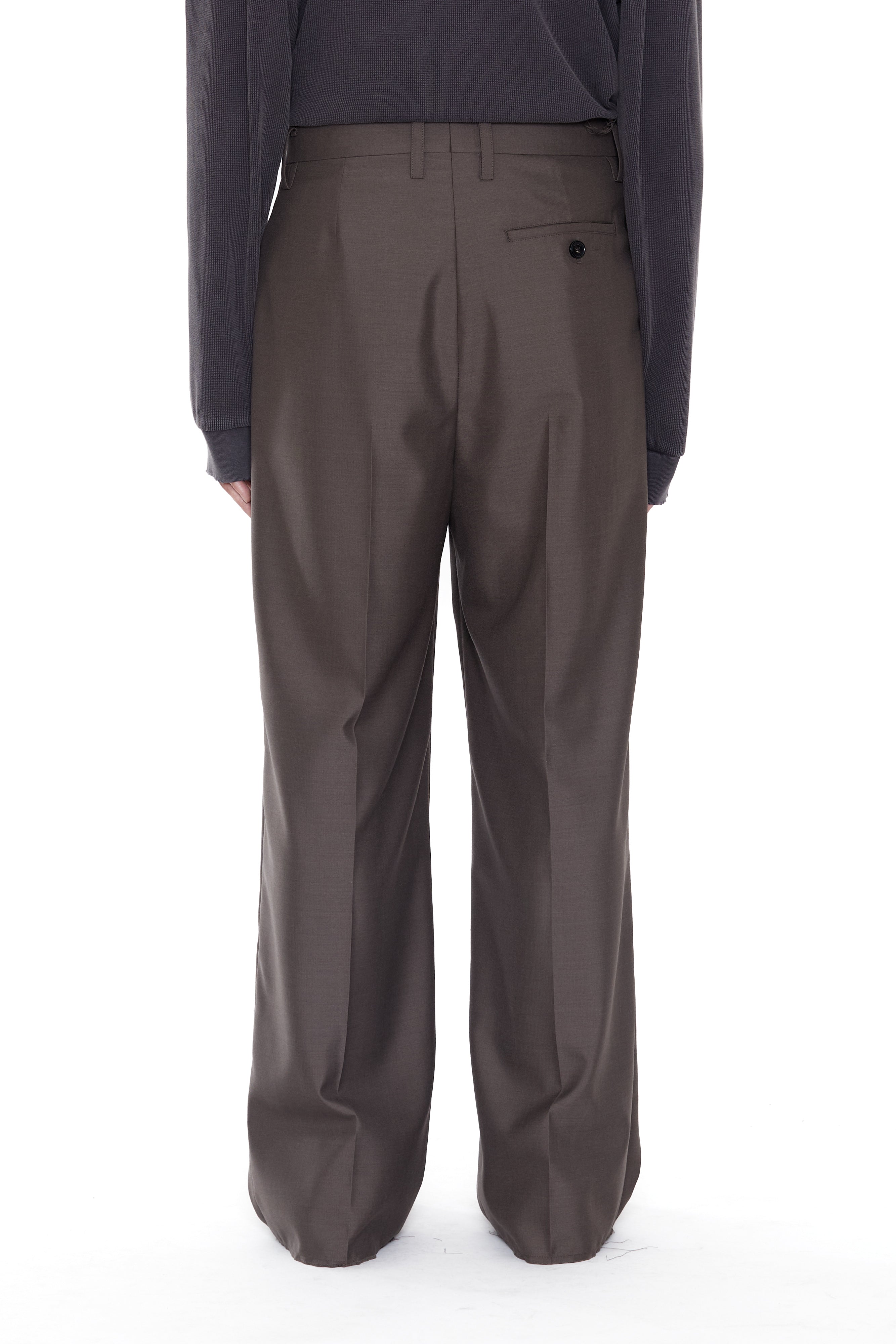 Load image into Gallery viewer, BROWN WOOL POLY INVERTED TUCKS SLACKS
