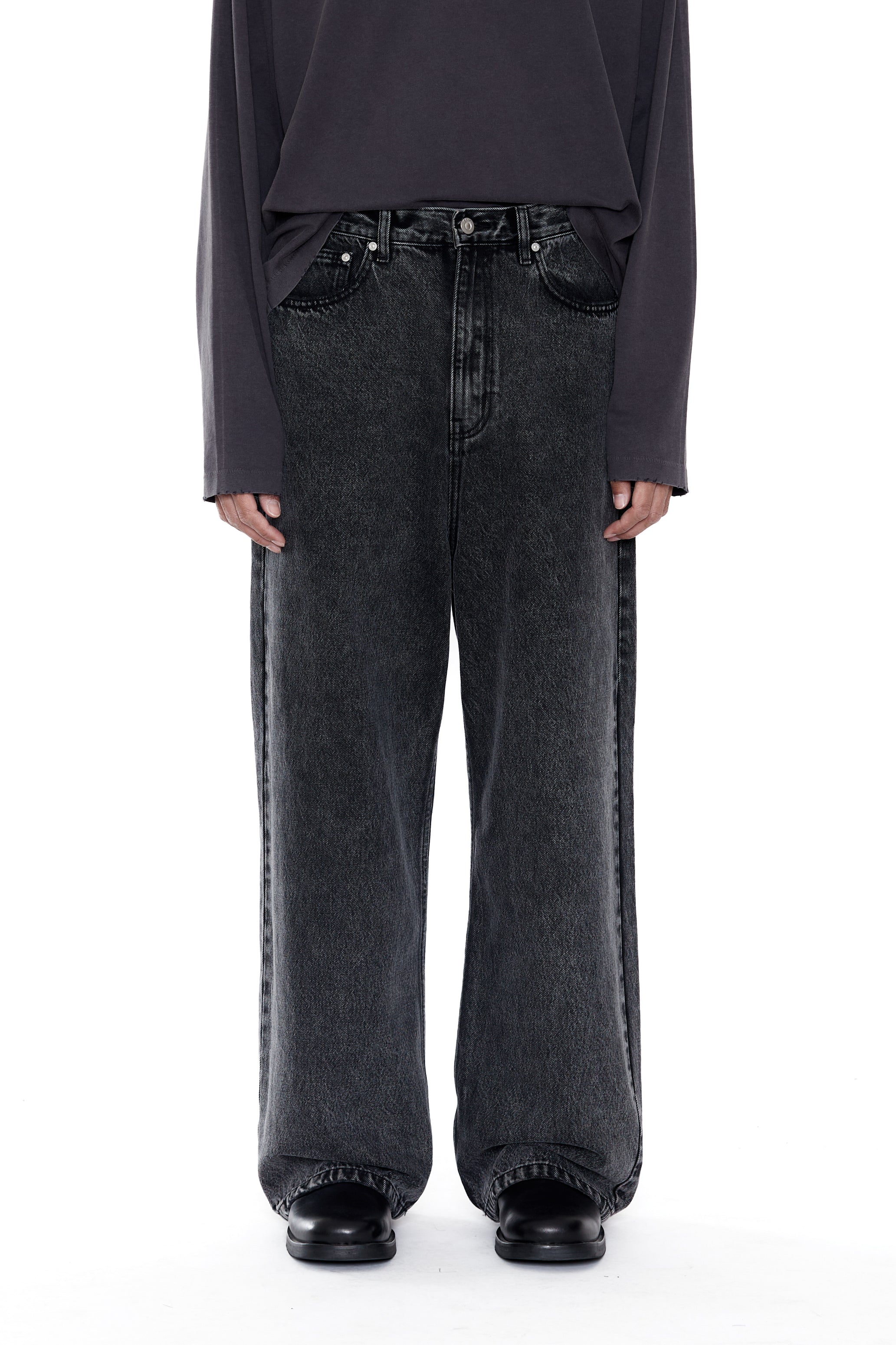 BLACK ACID WASH BREAK CUT STRAIGHT JEANS