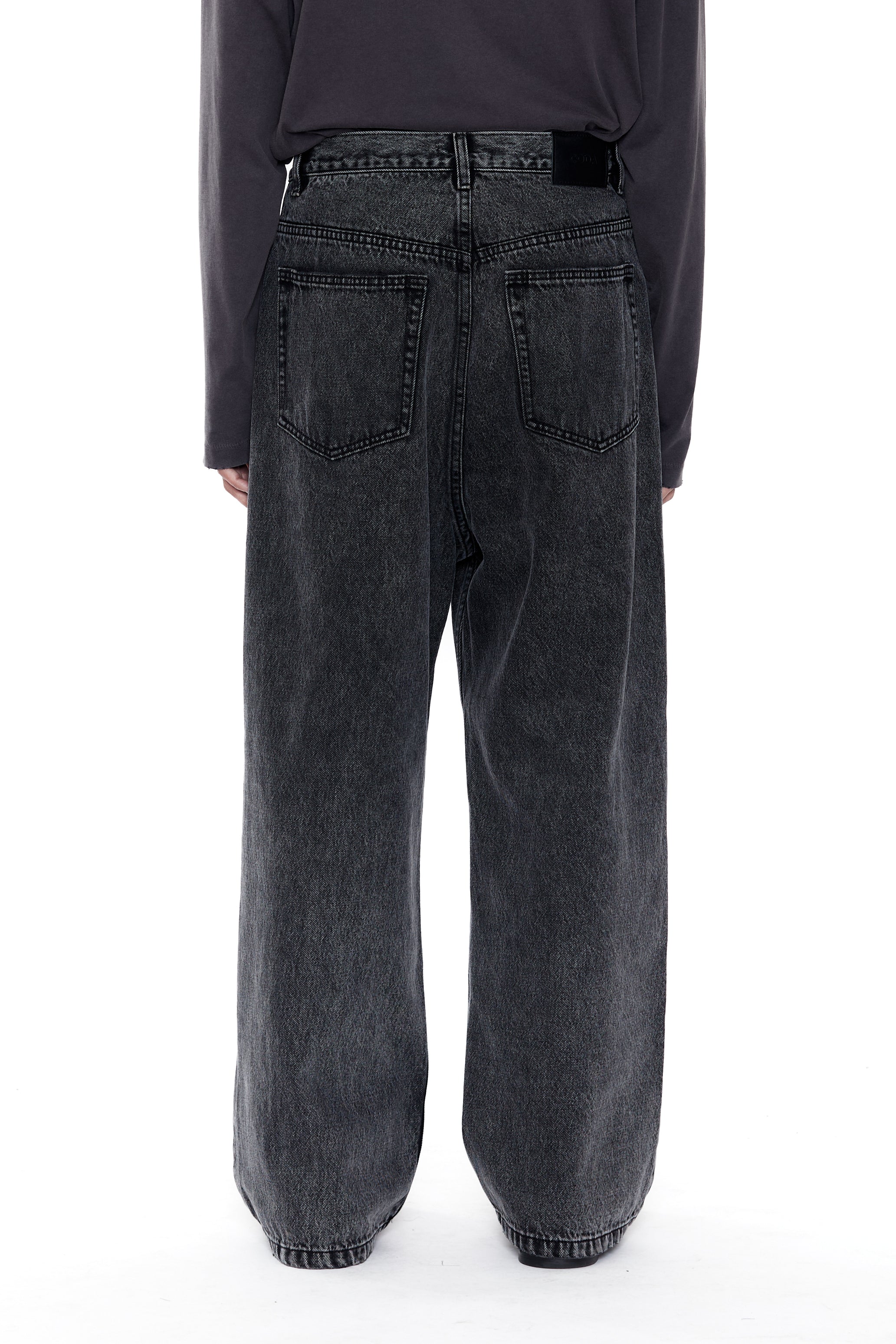 BLACK ACID WASH BREAK CUT STRAIGHT JEANS