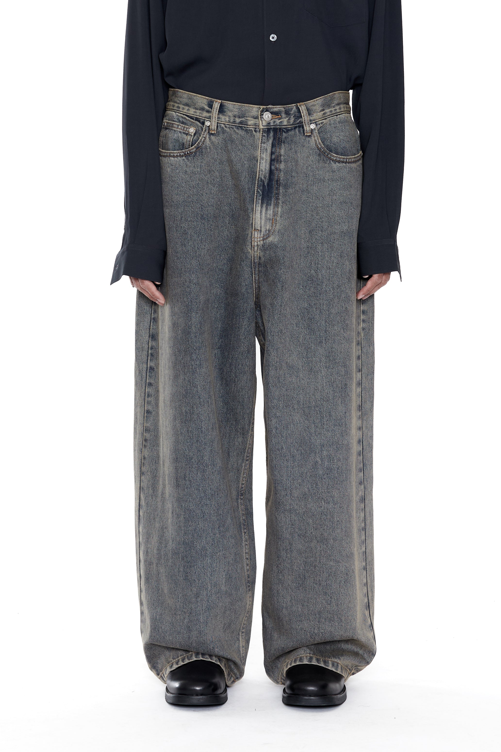 GREY ACID WASH EXTENDED CUT LUFT JEANS