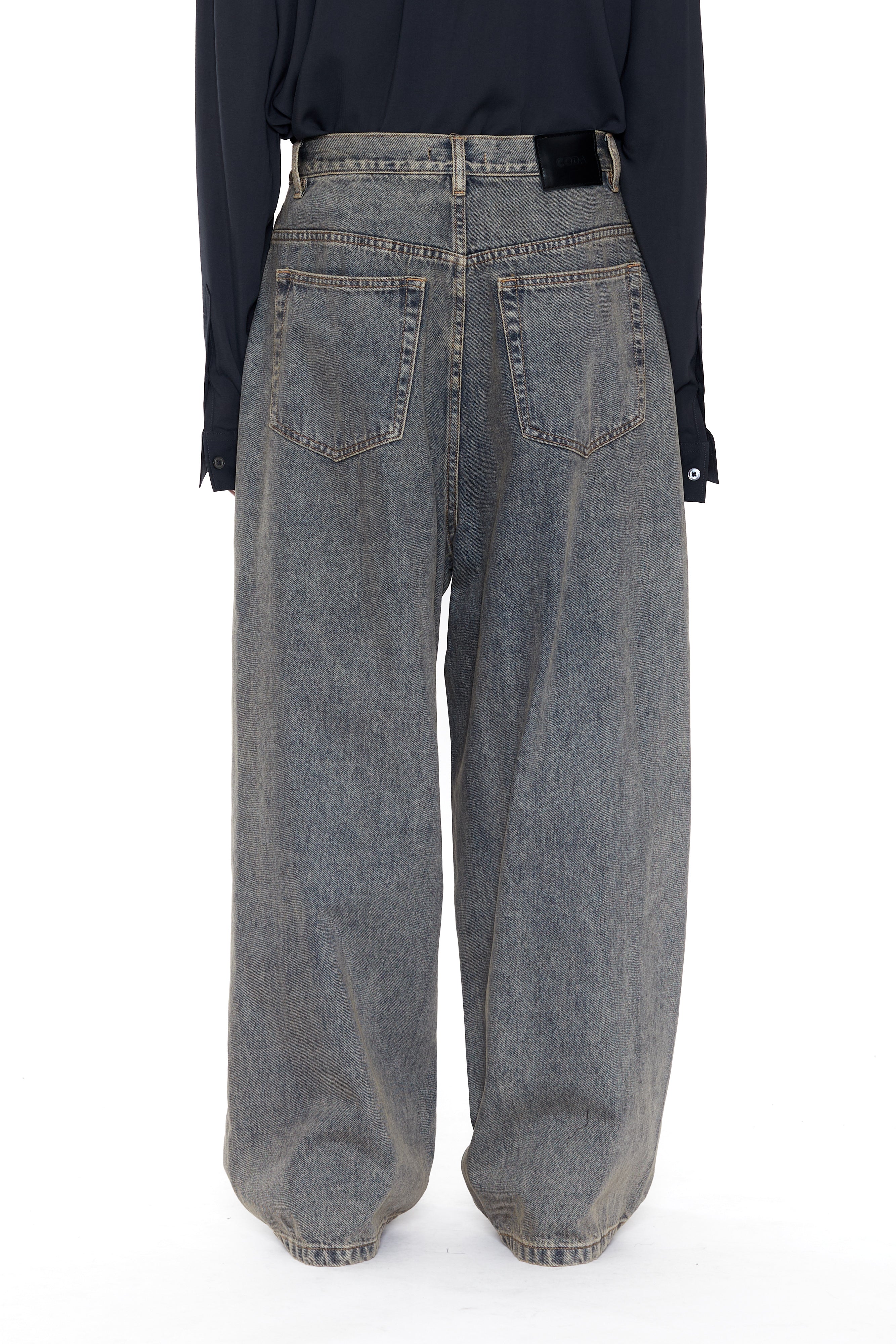 Load image into Gallery viewer, GREY ACID WASH EXTENDED CUT LUFT JEANS
