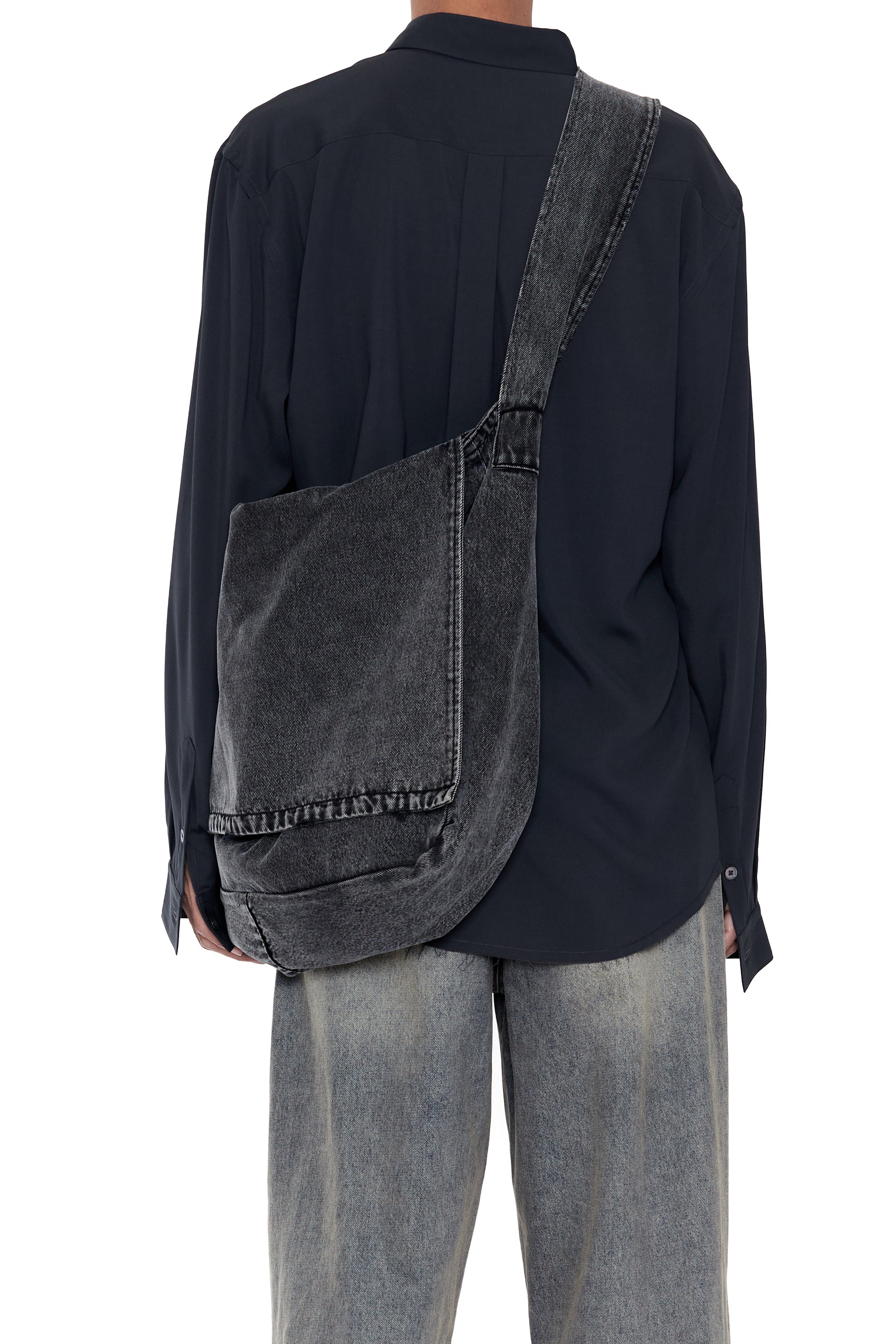 BLACK ACID WASH DENIM CROSS BODY BAG