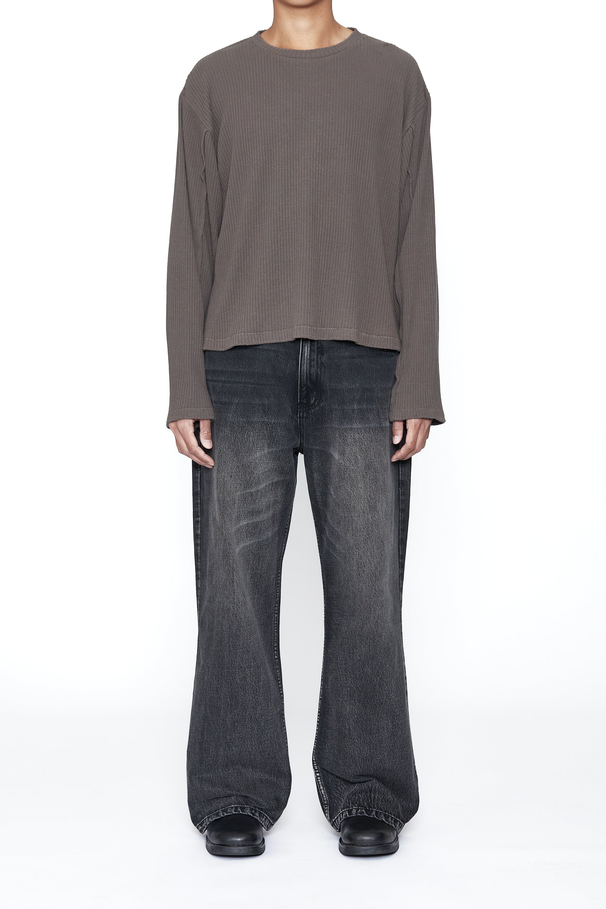 Load image into Gallery viewer, GREY RIB EXPOSED SEAMS LS THRIFT CUT T-SHIRT
