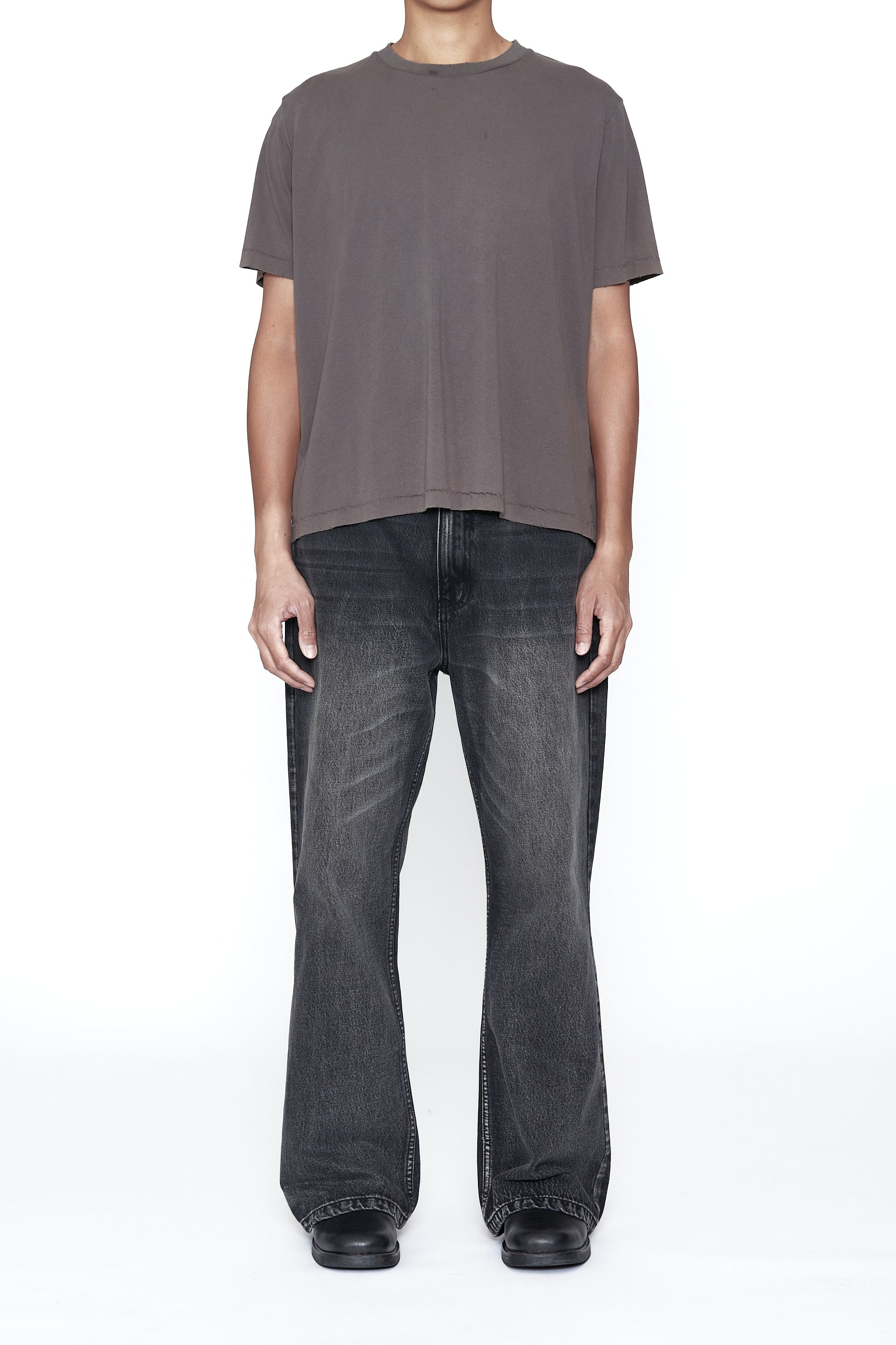 FADED GREY WASHED SS THRIFT CUT T-SHIRT