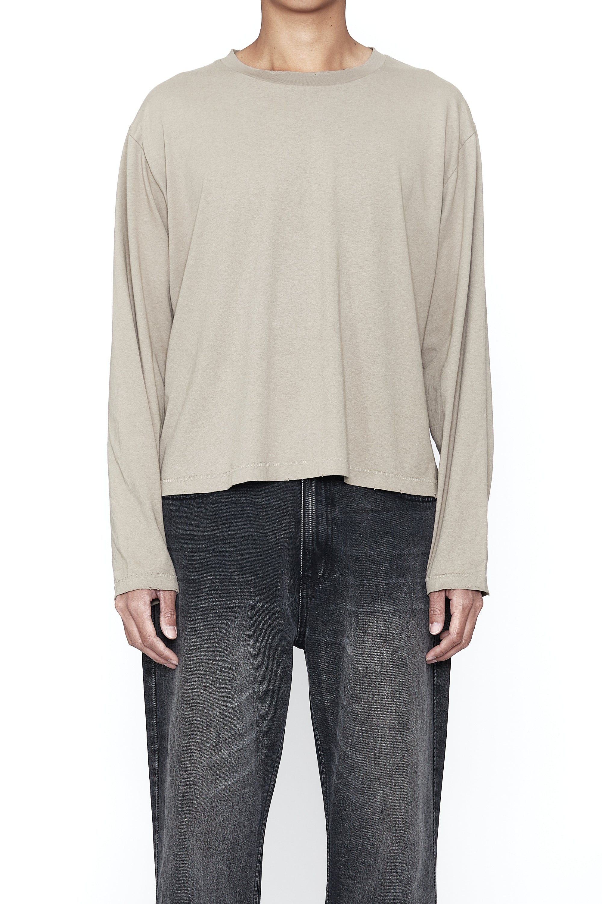 Load image into Gallery viewer, FADED GREY WASHED LS THRIFT CUT T-SHIRT
